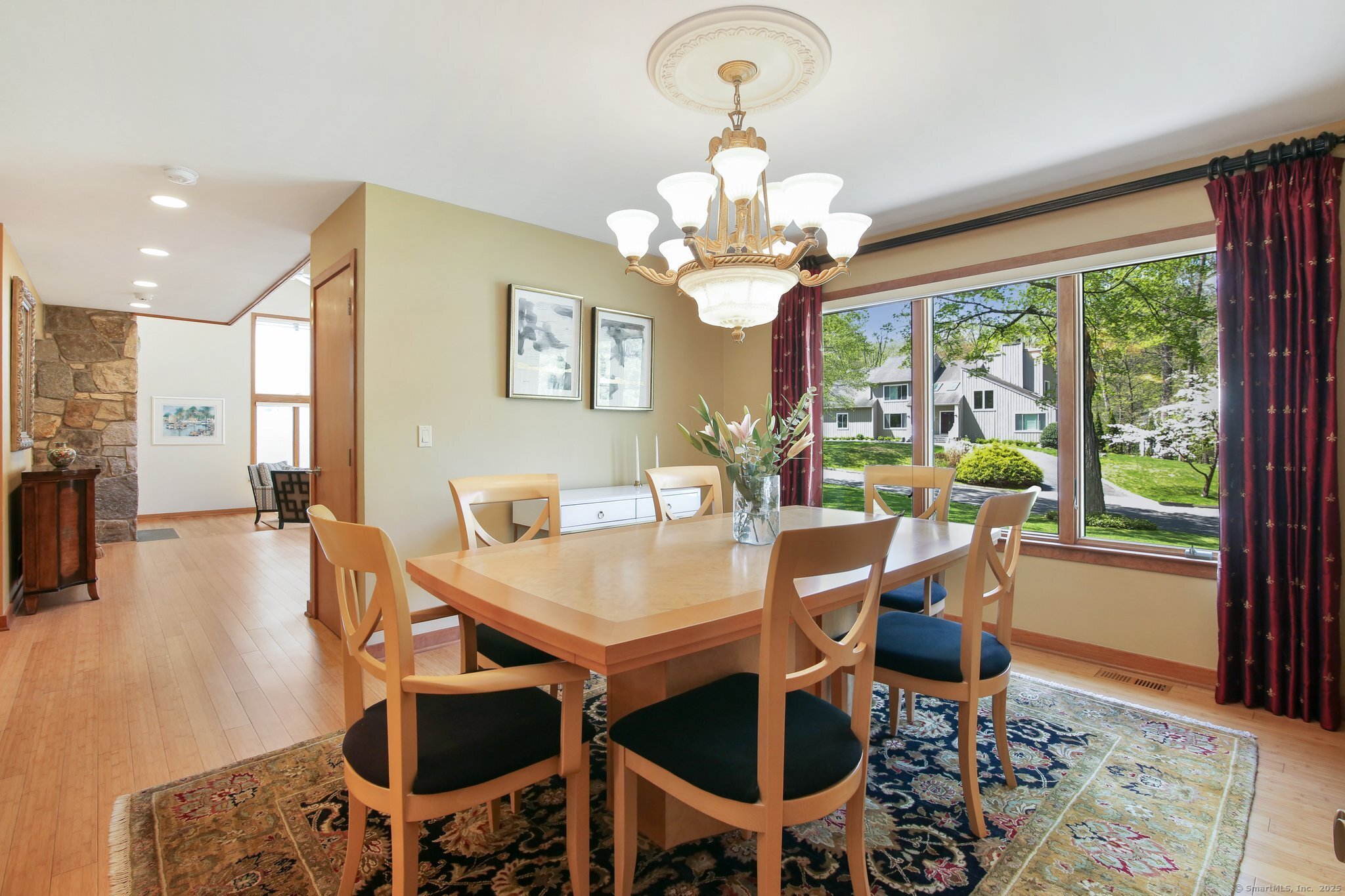 10 Ridge, Stamford, Connecticut 06903
