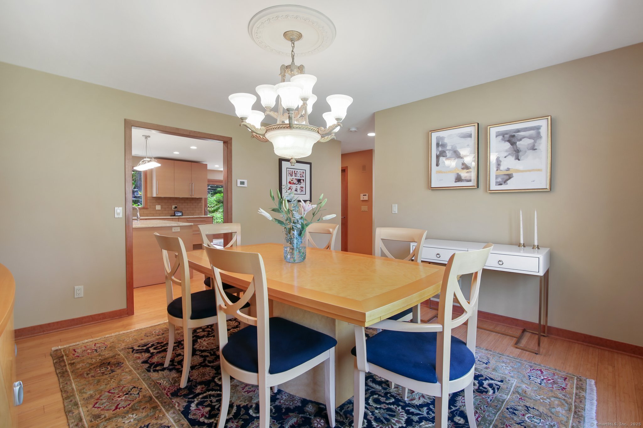10 Ridge, Stamford, Connecticut 06903