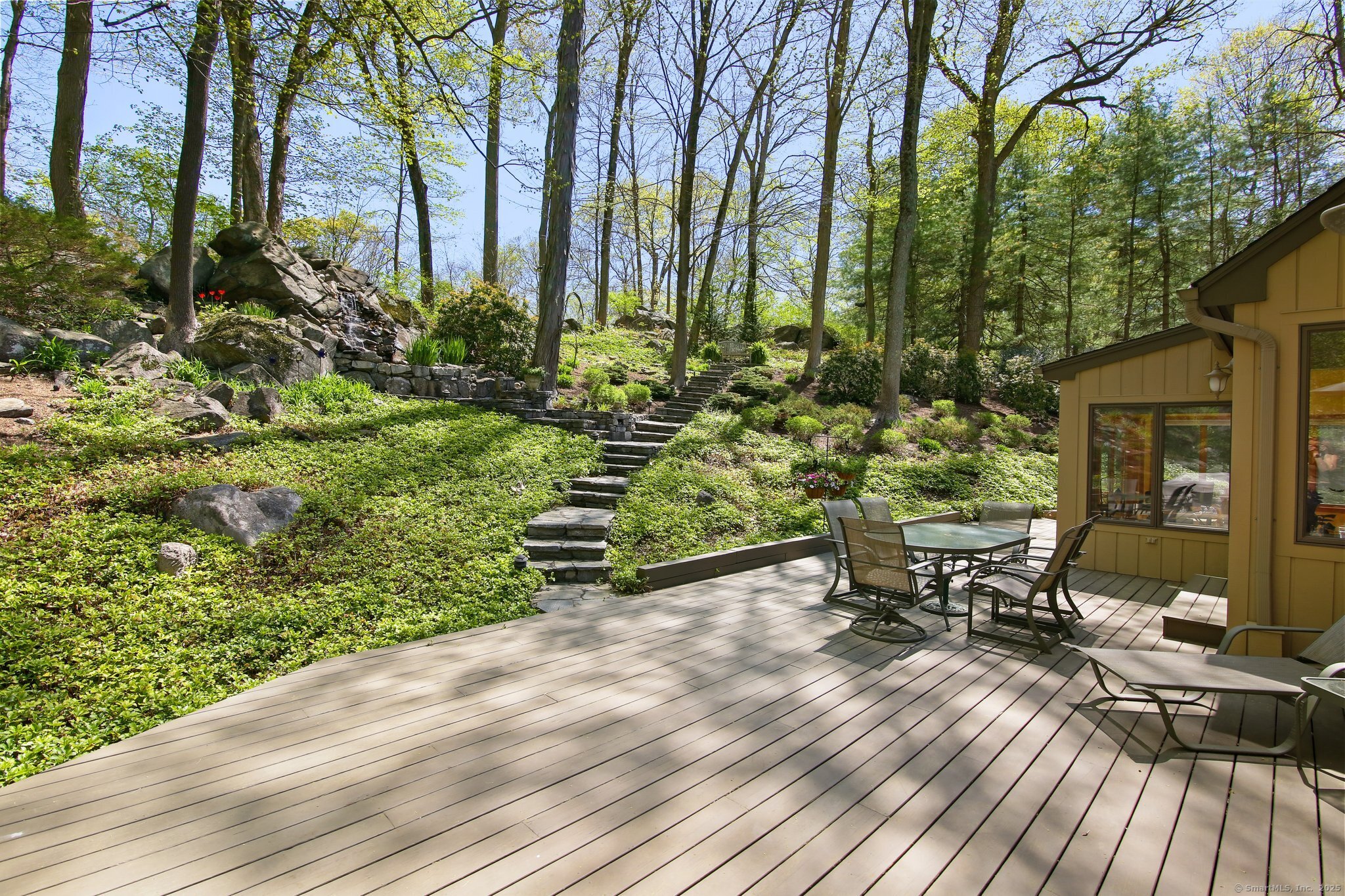10 Ridge, Stamford, Connecticut 06903