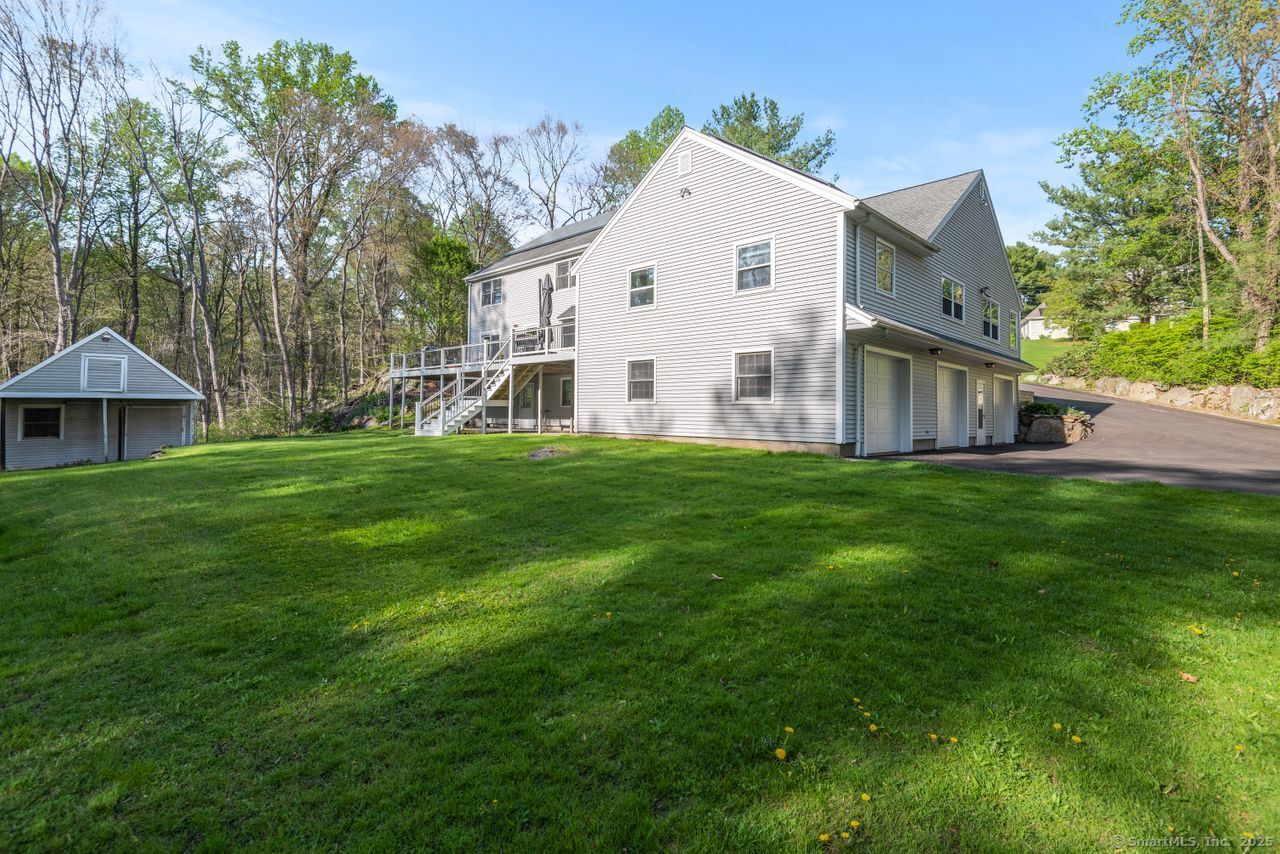 95 Pepperidge, Stratford, Connecticut 06614