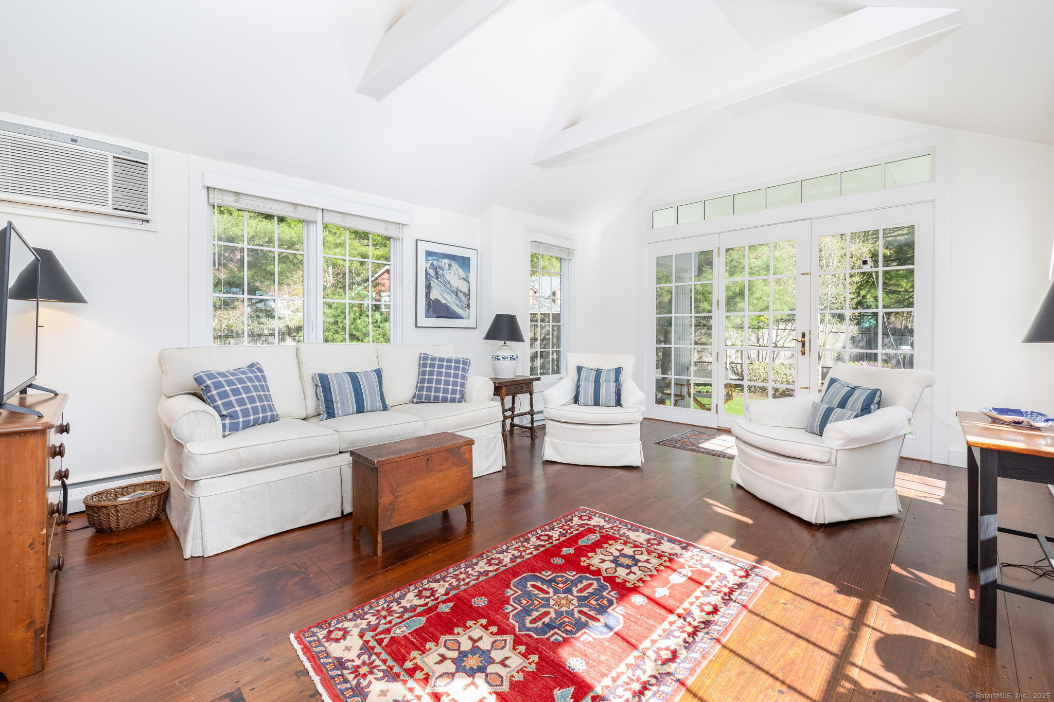 24 Dings, New Hartford, Connecticut 06057