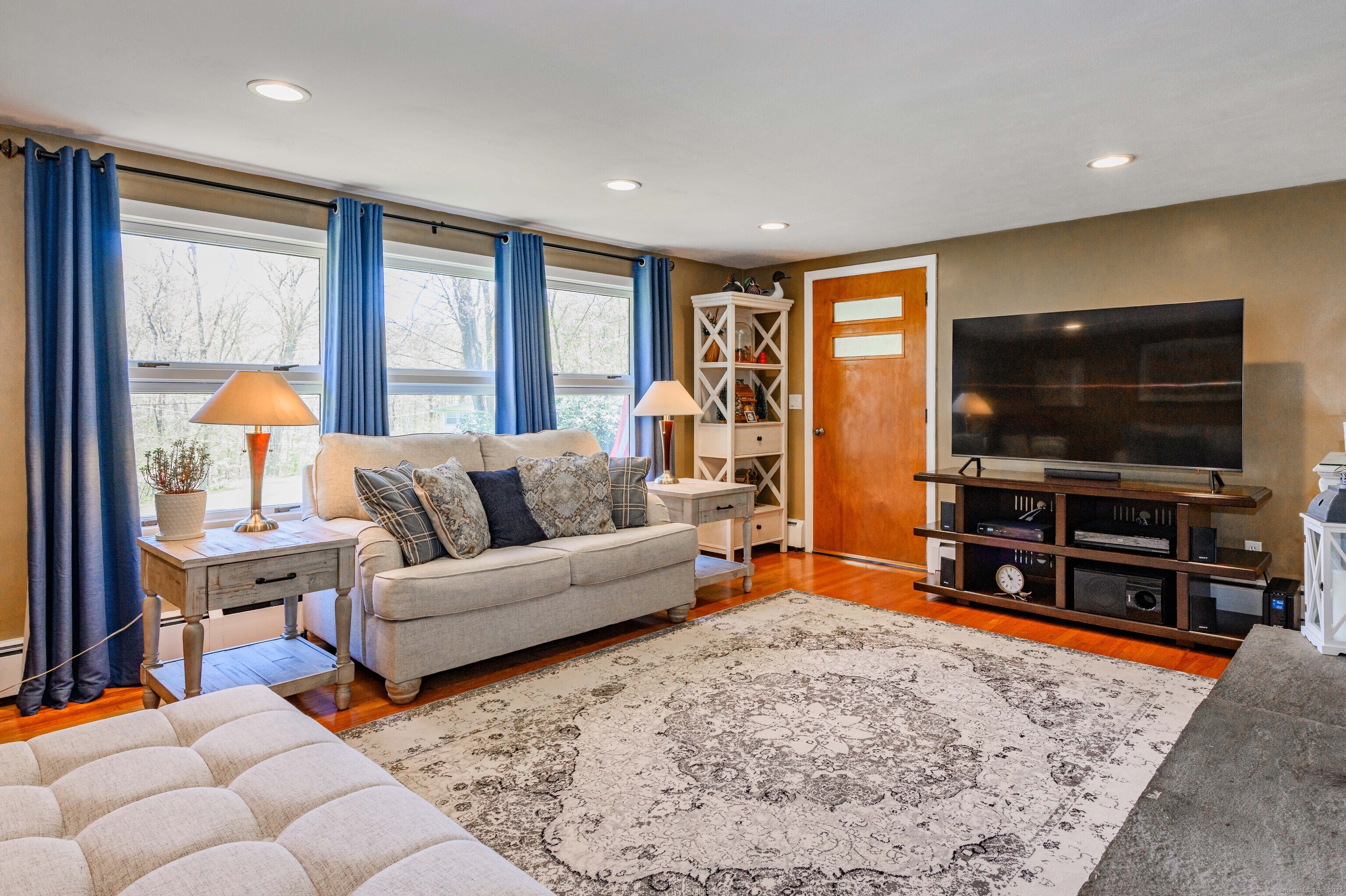 97 Doolittle, Bethany, Connecticut 06524