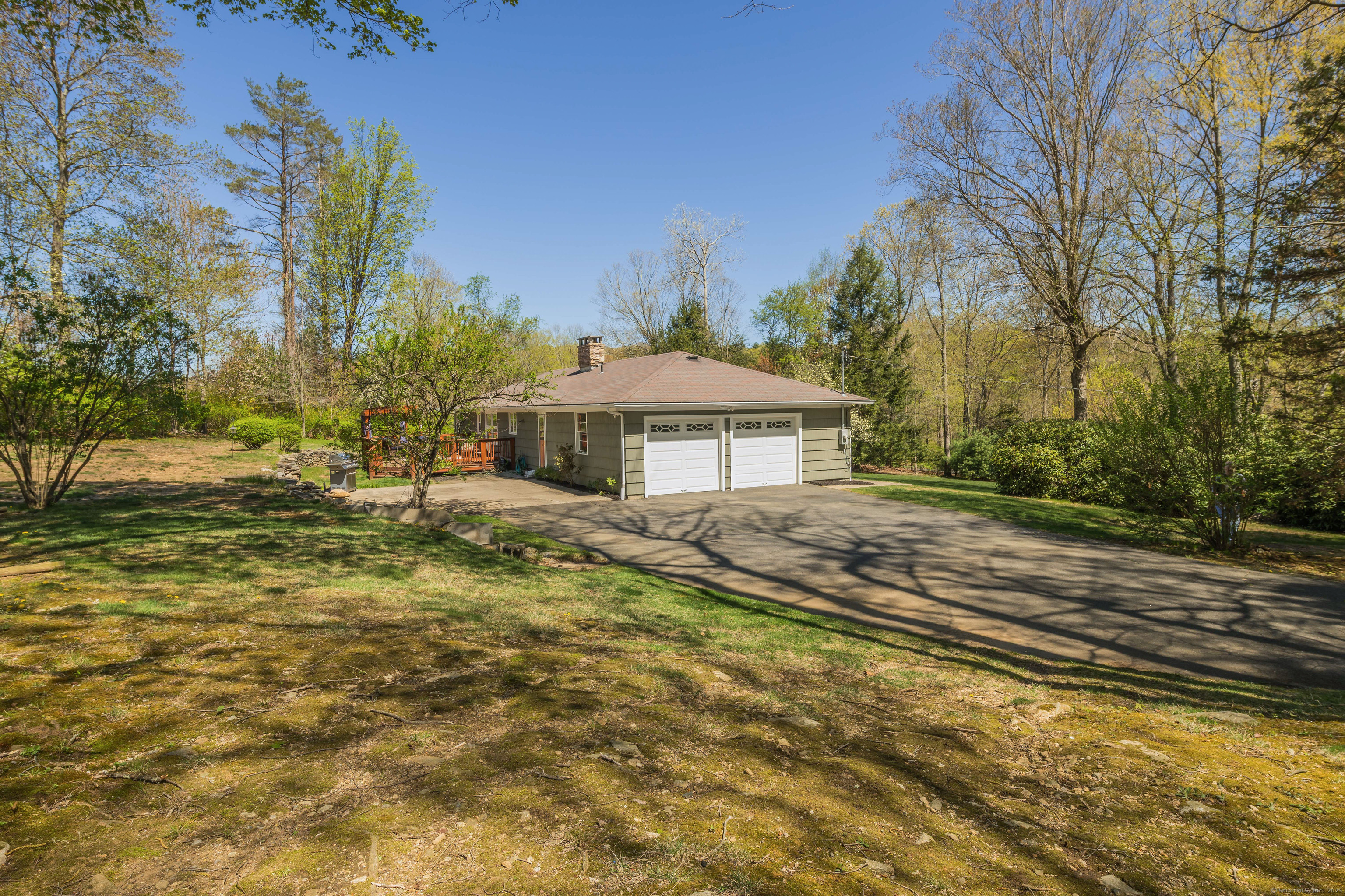 97 Doolittle, Bethany, Connecticut 06524