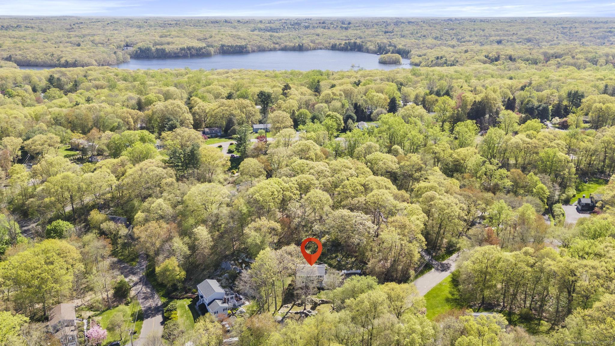 16 Black Twig, Stamford, Connecticut 06903