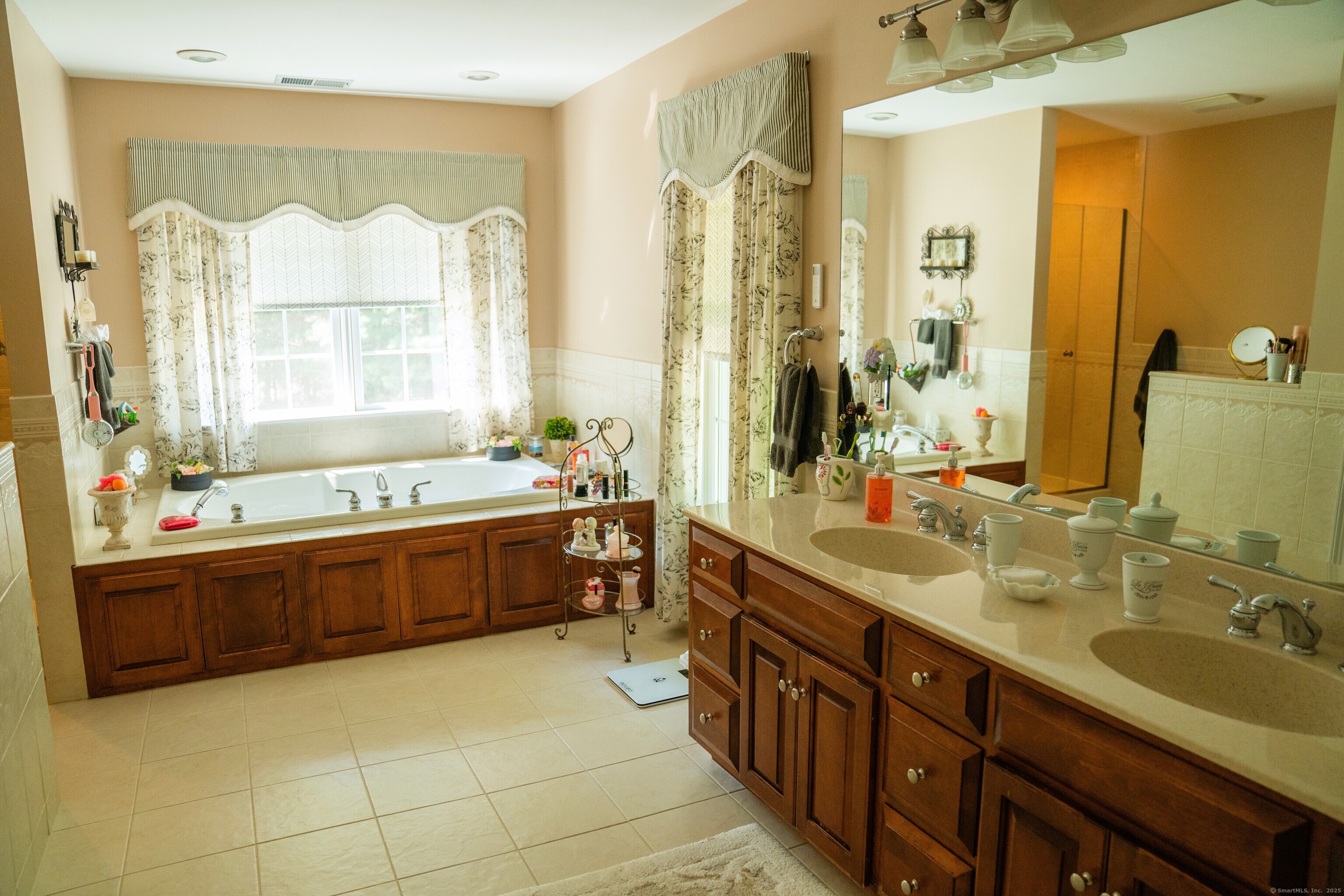 45 Northgate, Woodbury, Connecticut 06798