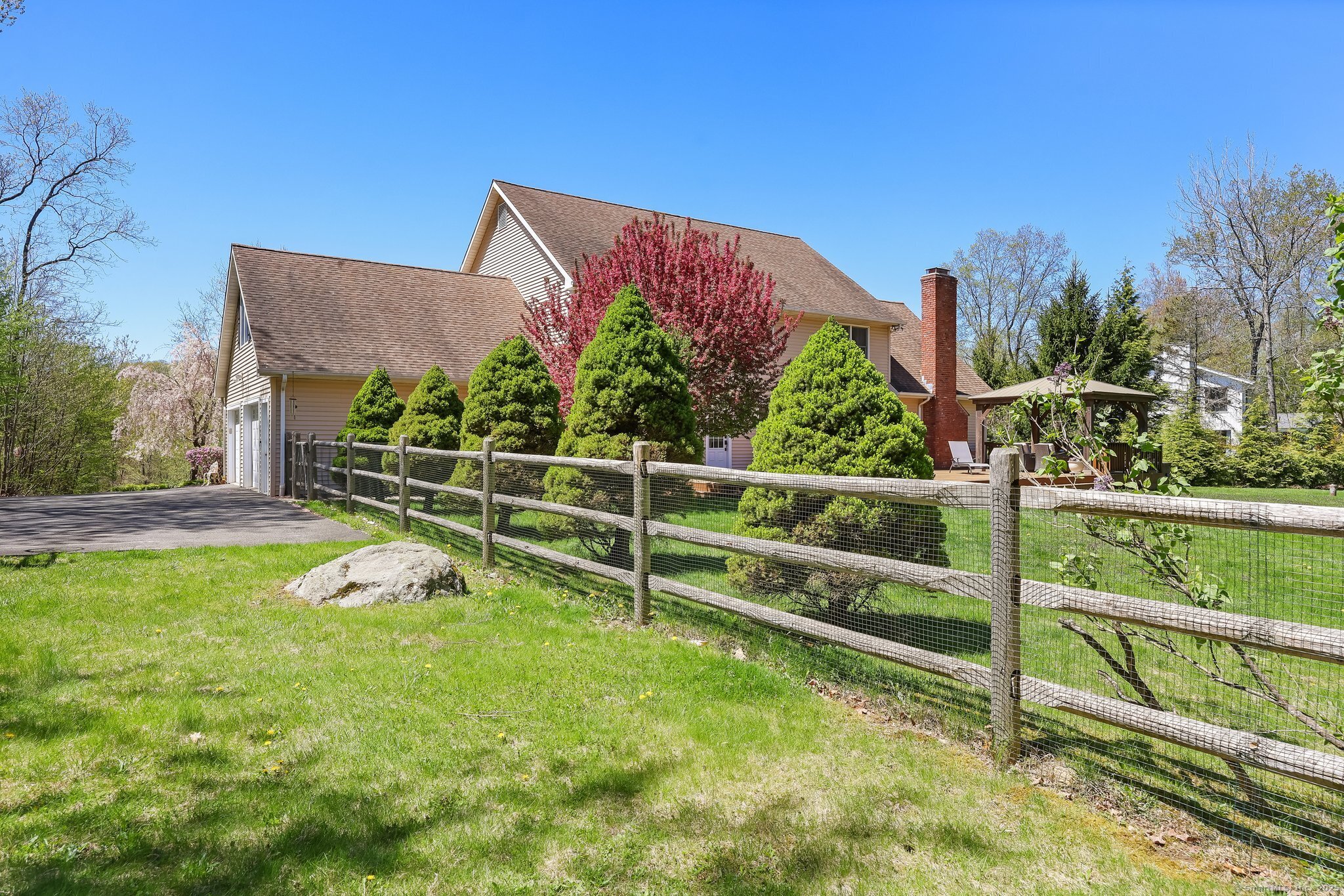 4 Walnut Ridge, New Fairfield, Connecticut 06812