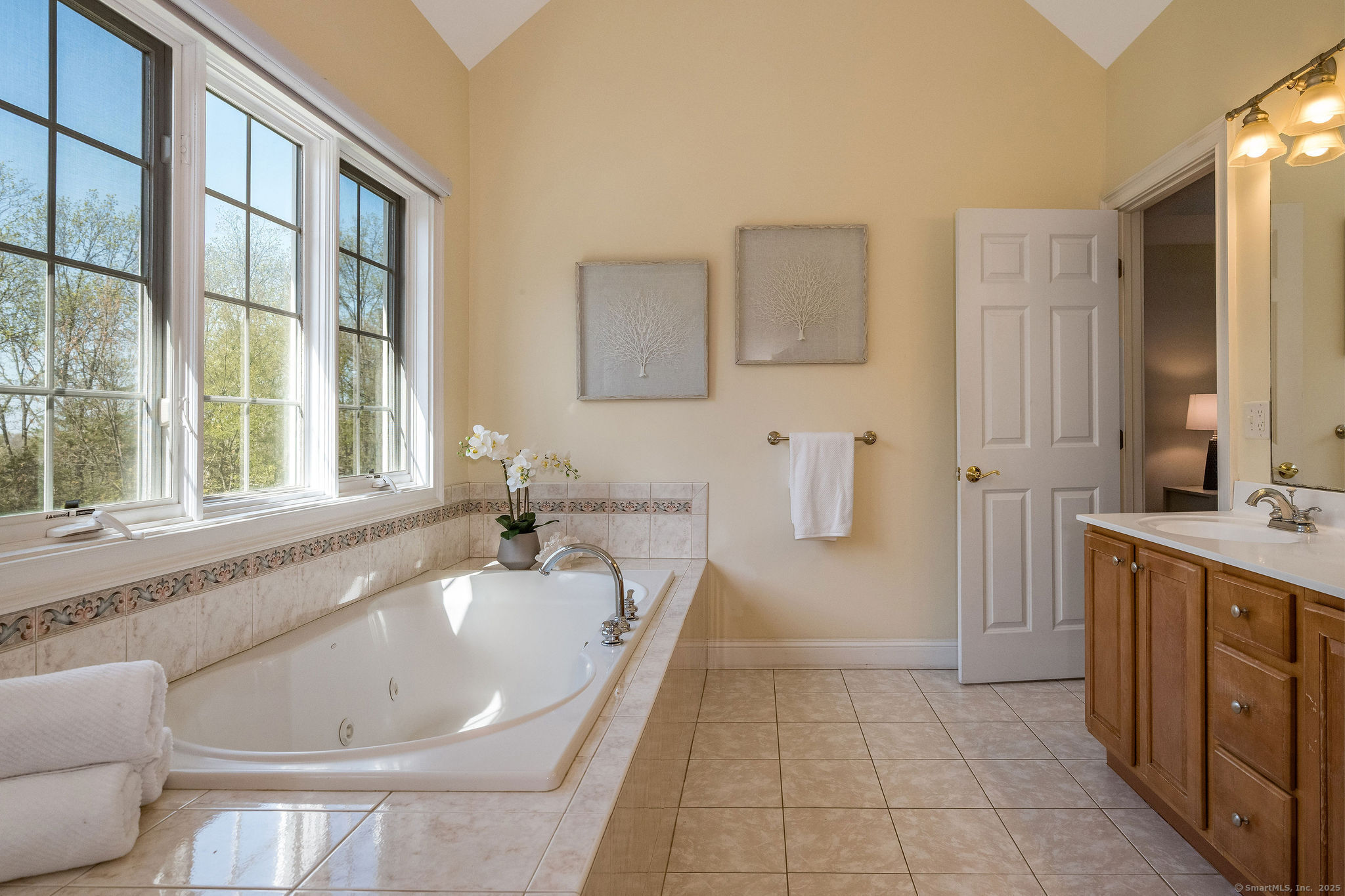 48 Landons, Guilford, Connecticut 06437