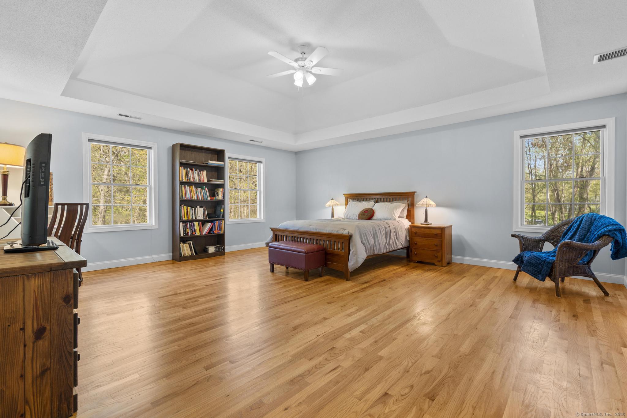 6 Old Farm, Woodbridge, Connecticut 06525