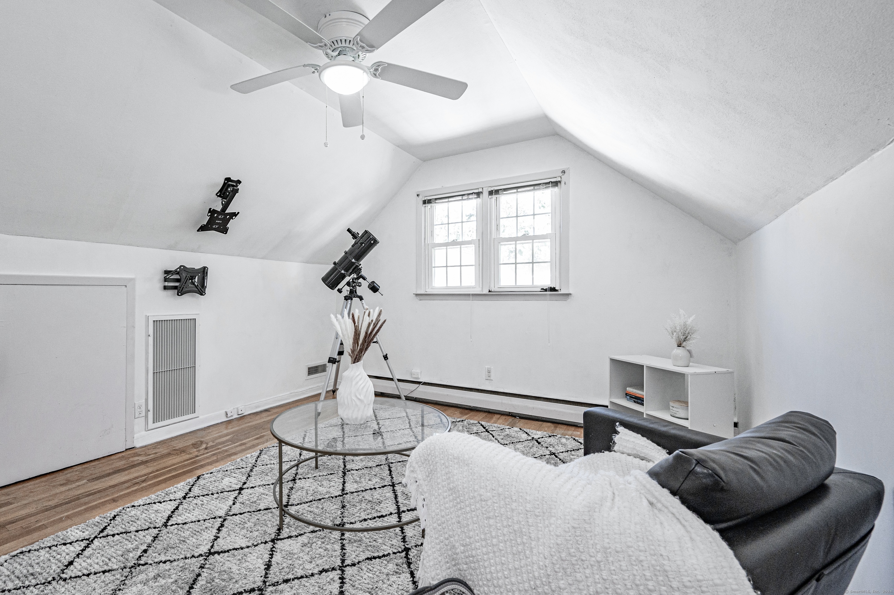 65 Rena, Fairfield, Connecticut 06825