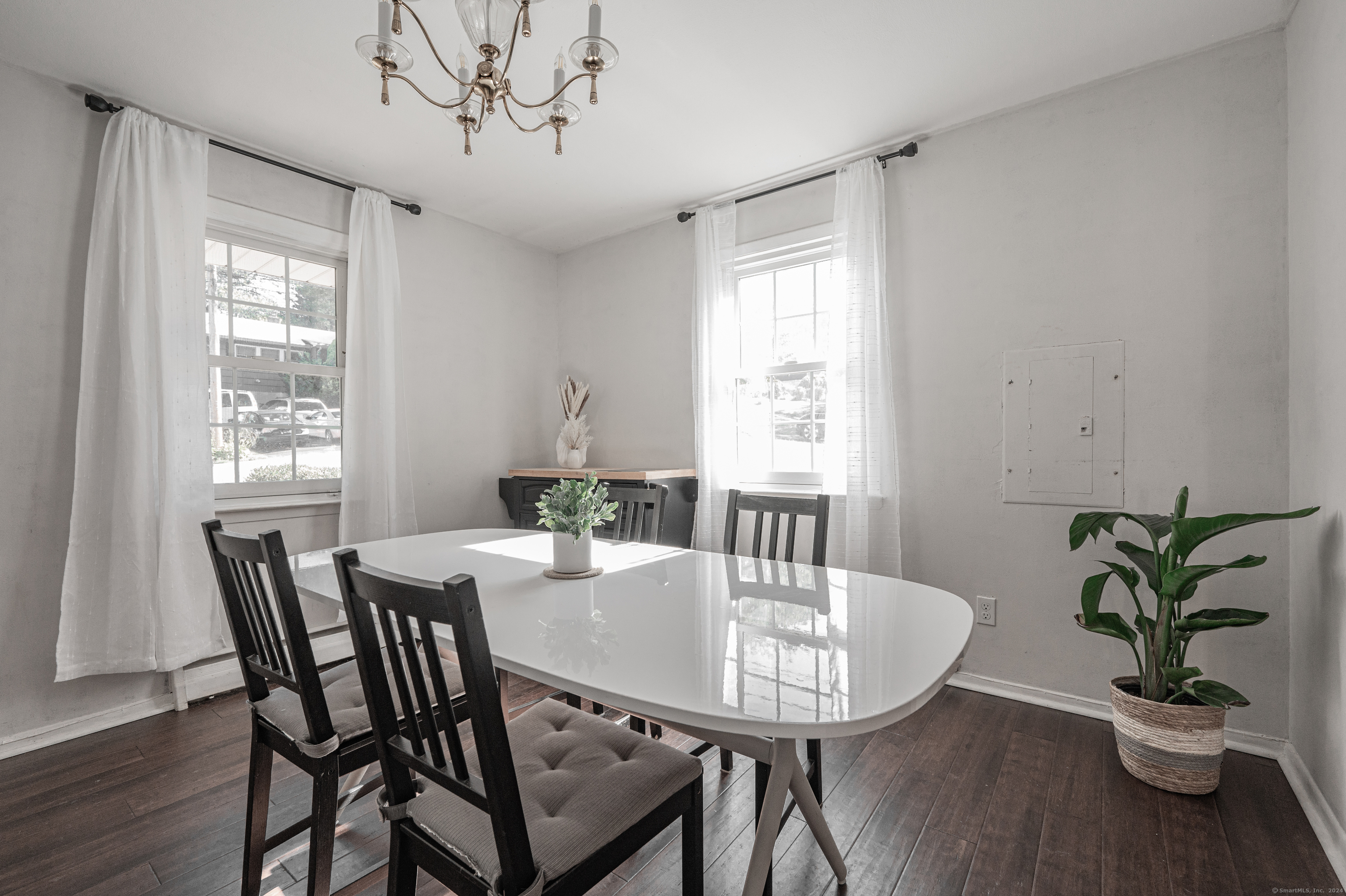 65 Rena, Fairfield, Connecticut 06825