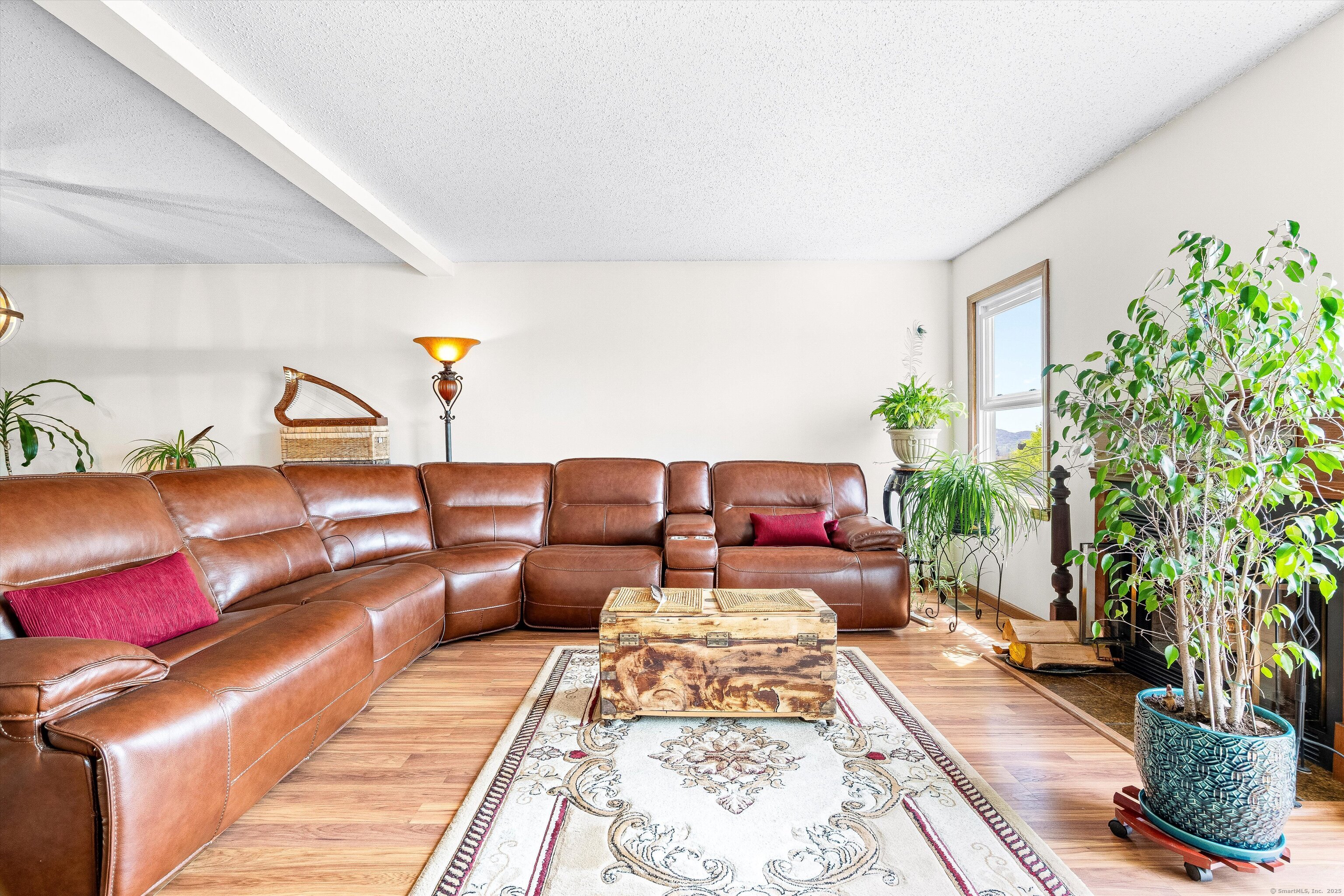 55 Mill Plain, Danbury, Connecticut 06811