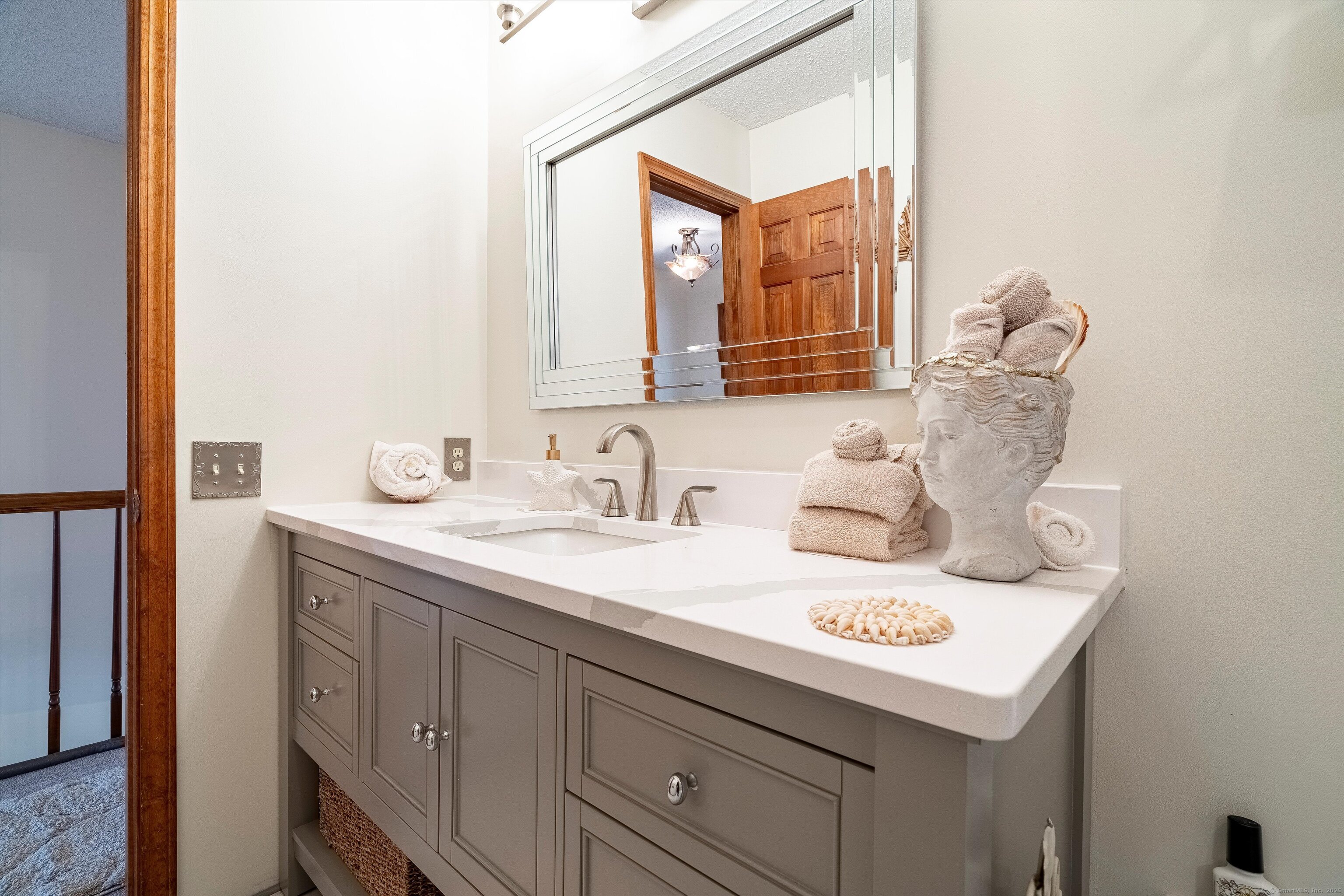55 Mill Plain, Danbury, Connecticut 06811