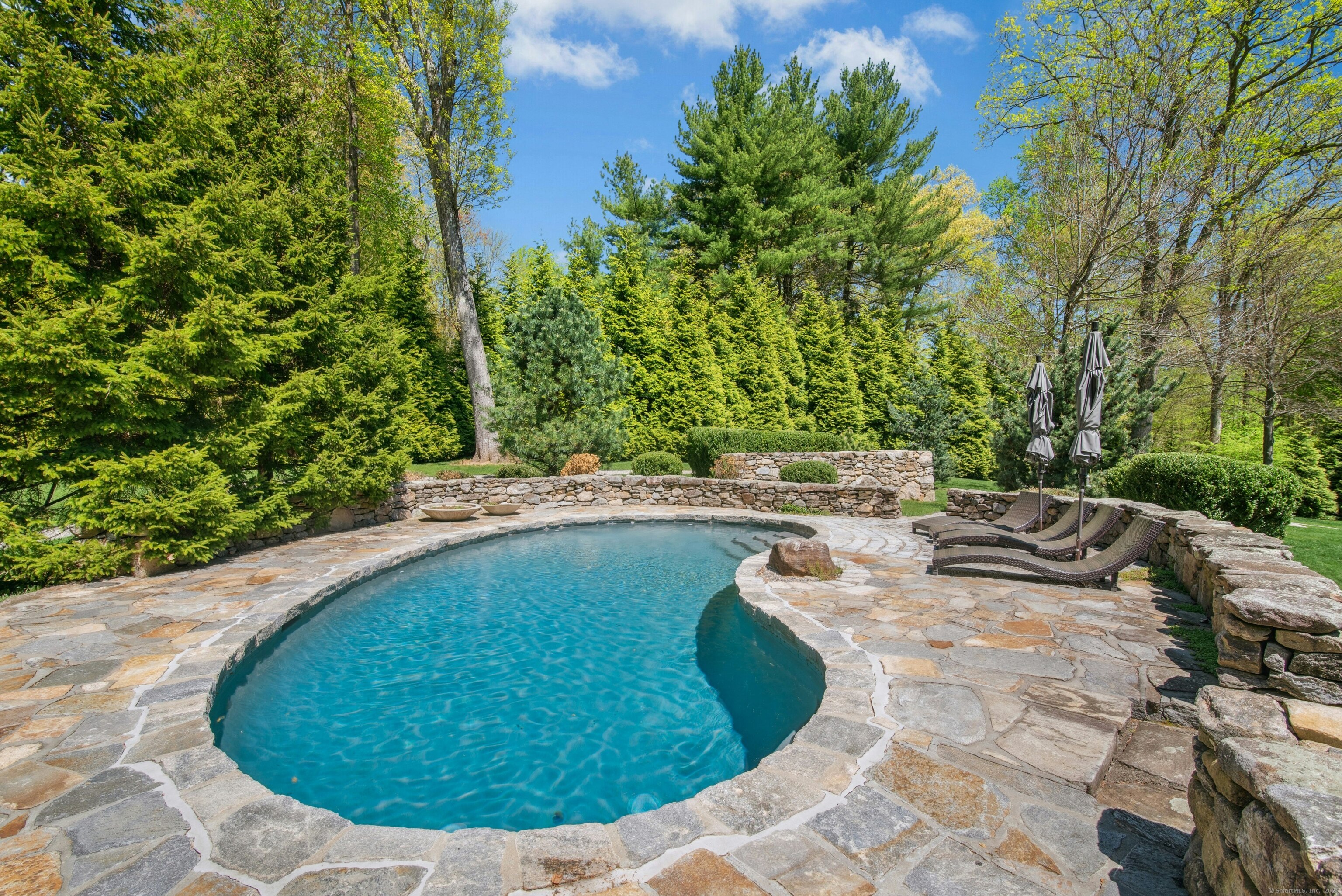 71 Boulderol, Stamford, Connecticut 06903