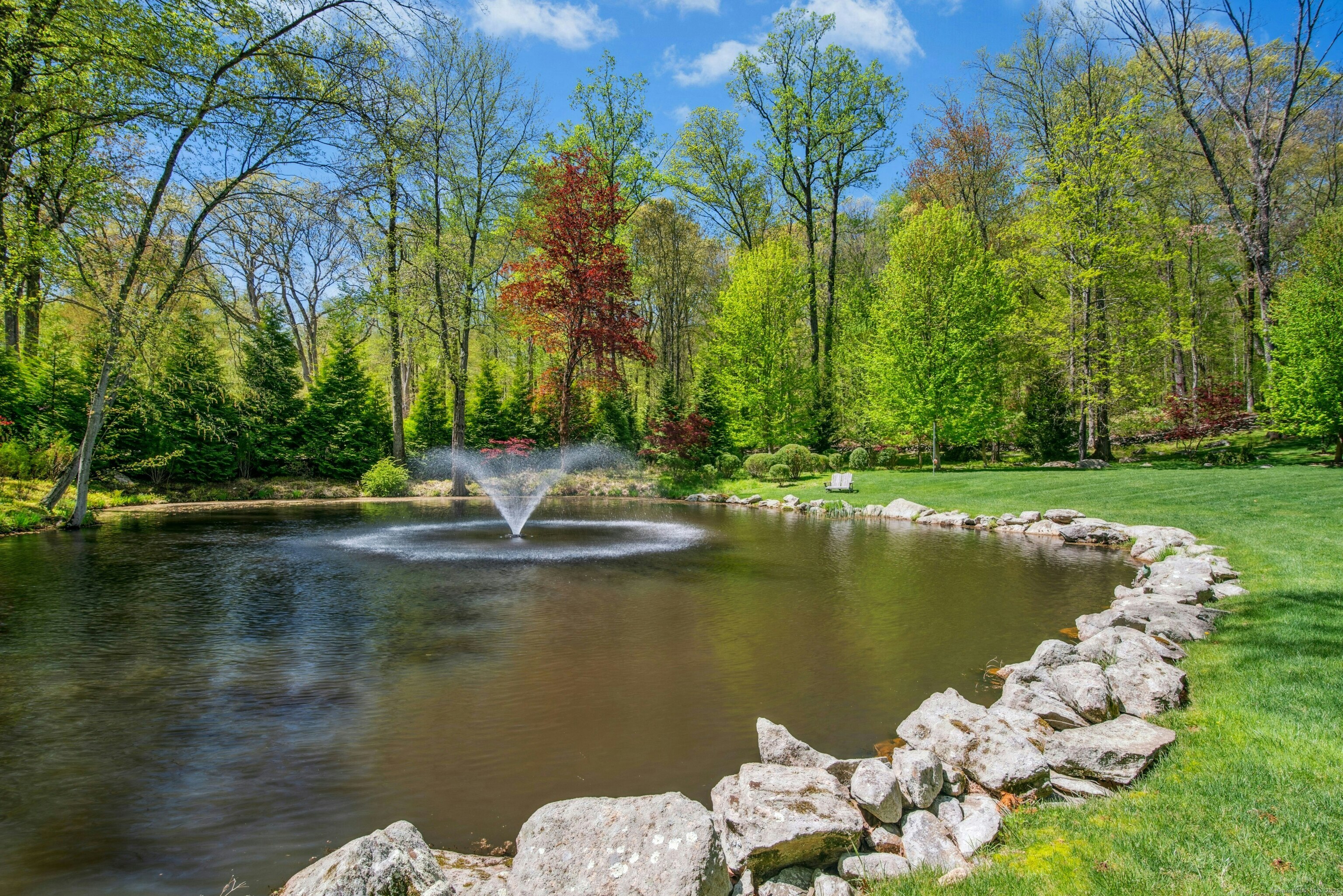 71 Boulderol, Stamford, Connecticut 06903