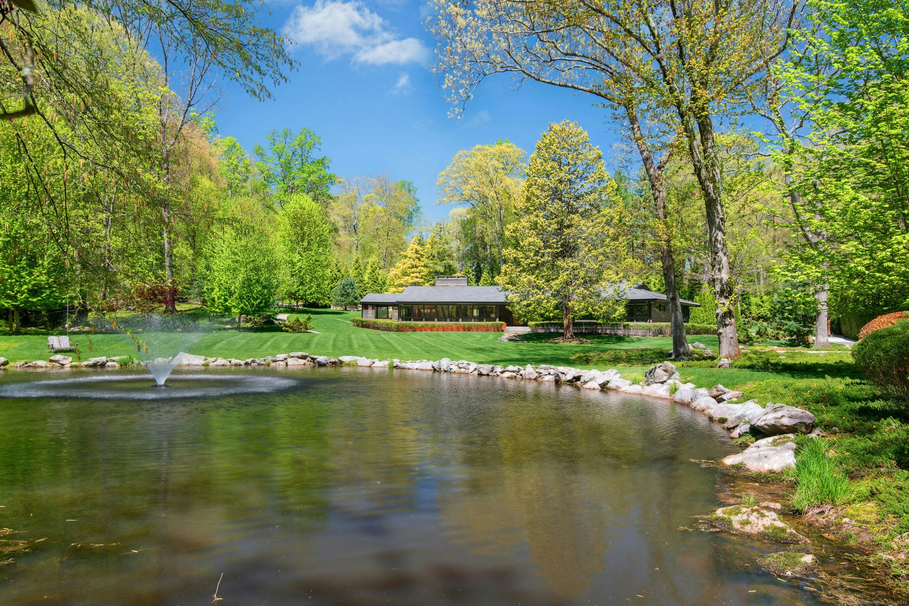71 Boulderol, Stamford, Connecticut 06903