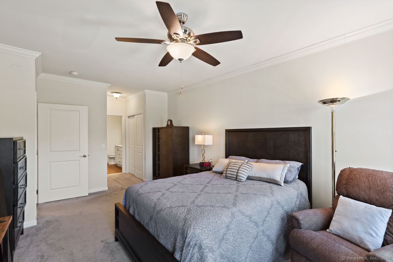 823 Center Meadow, Danbury, Connecticut 06810