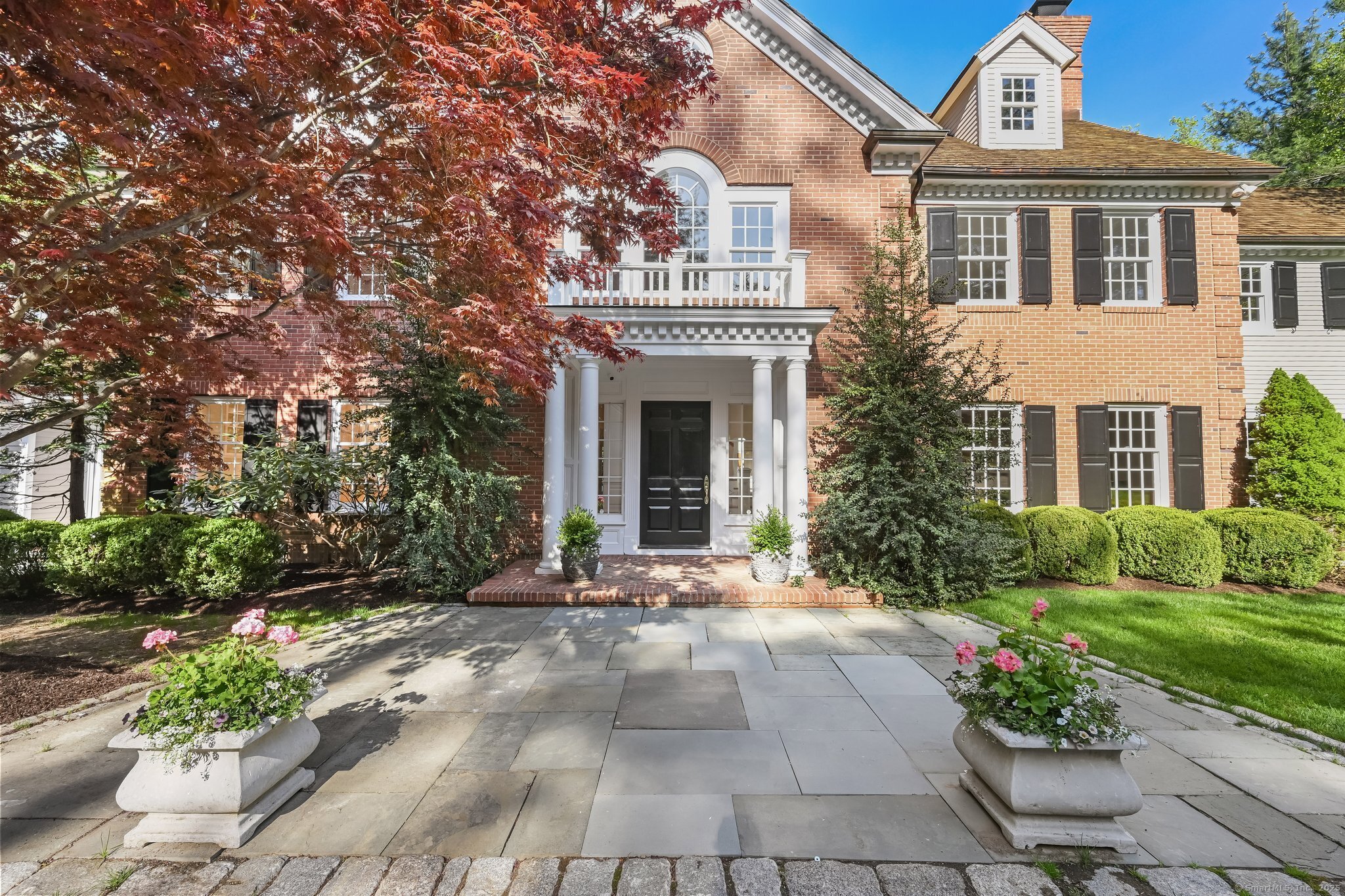 1187 Smith Ridge, New Canaan, Connecticut 06840