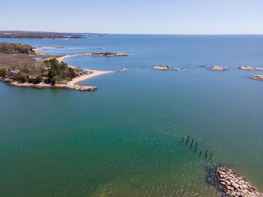 2 Mansfield Grove, East Haven, Connecticut 06512