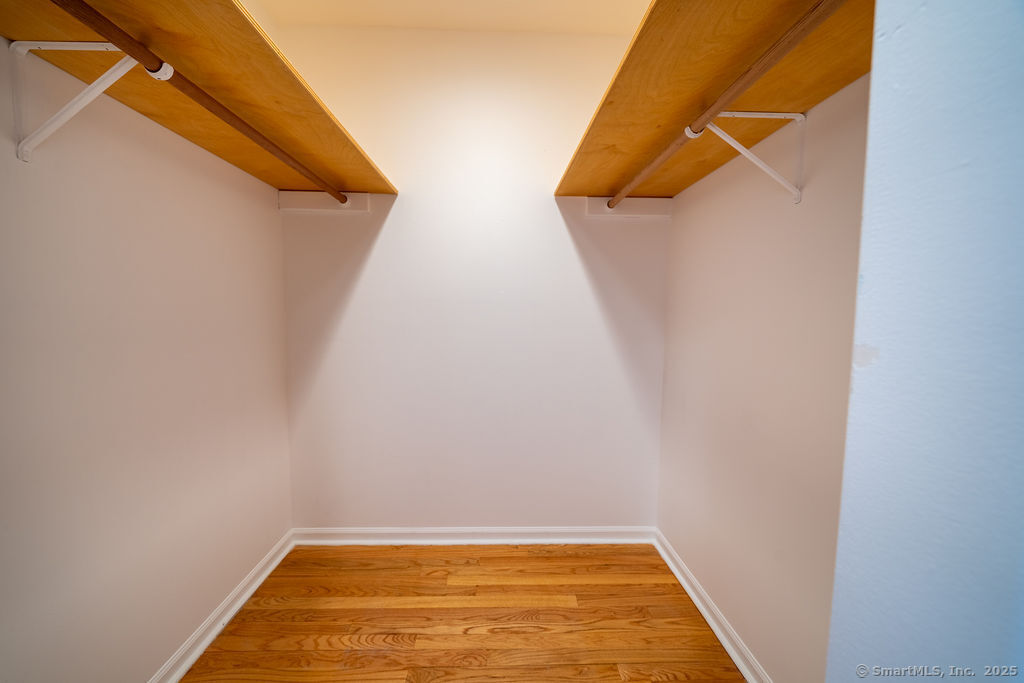 2 Mansfield Grove, East Haven, Connecticut 06512
