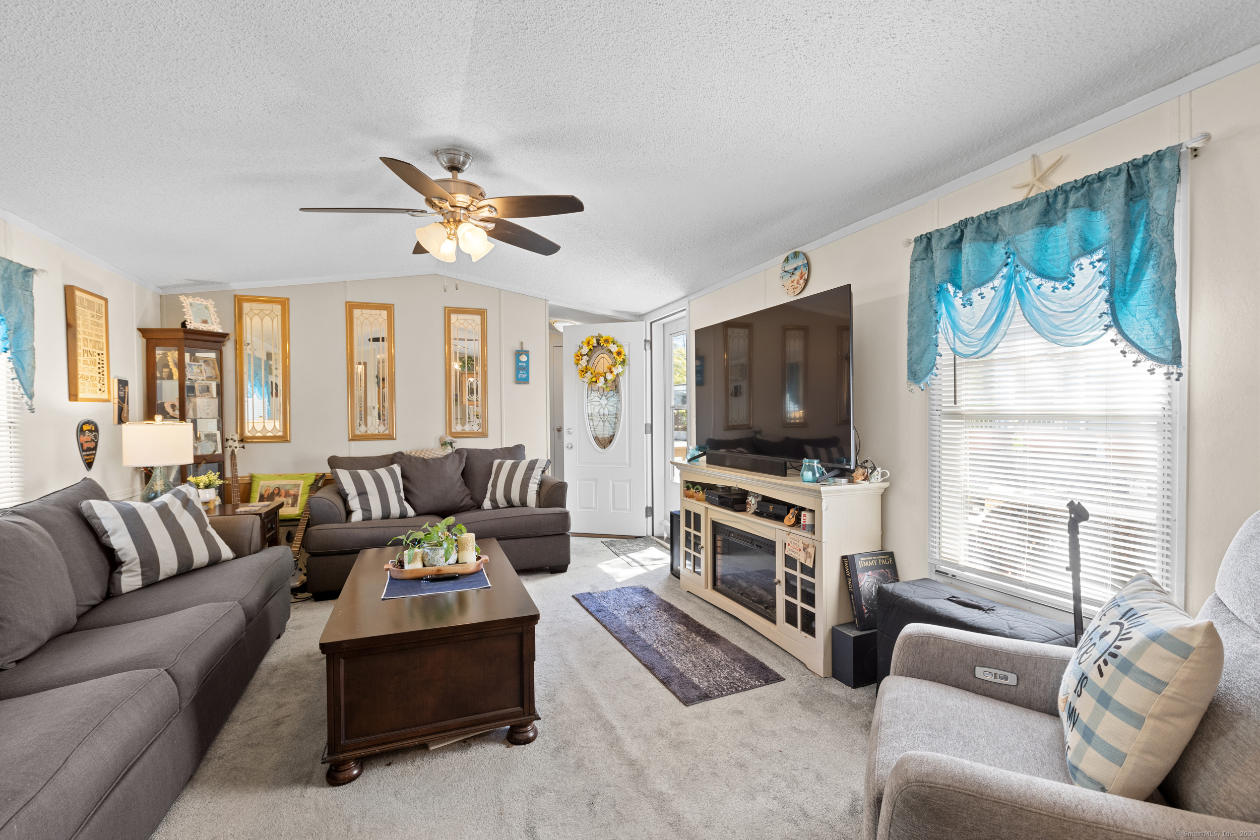 22 White Birch, Danbury, Connecticut 06811