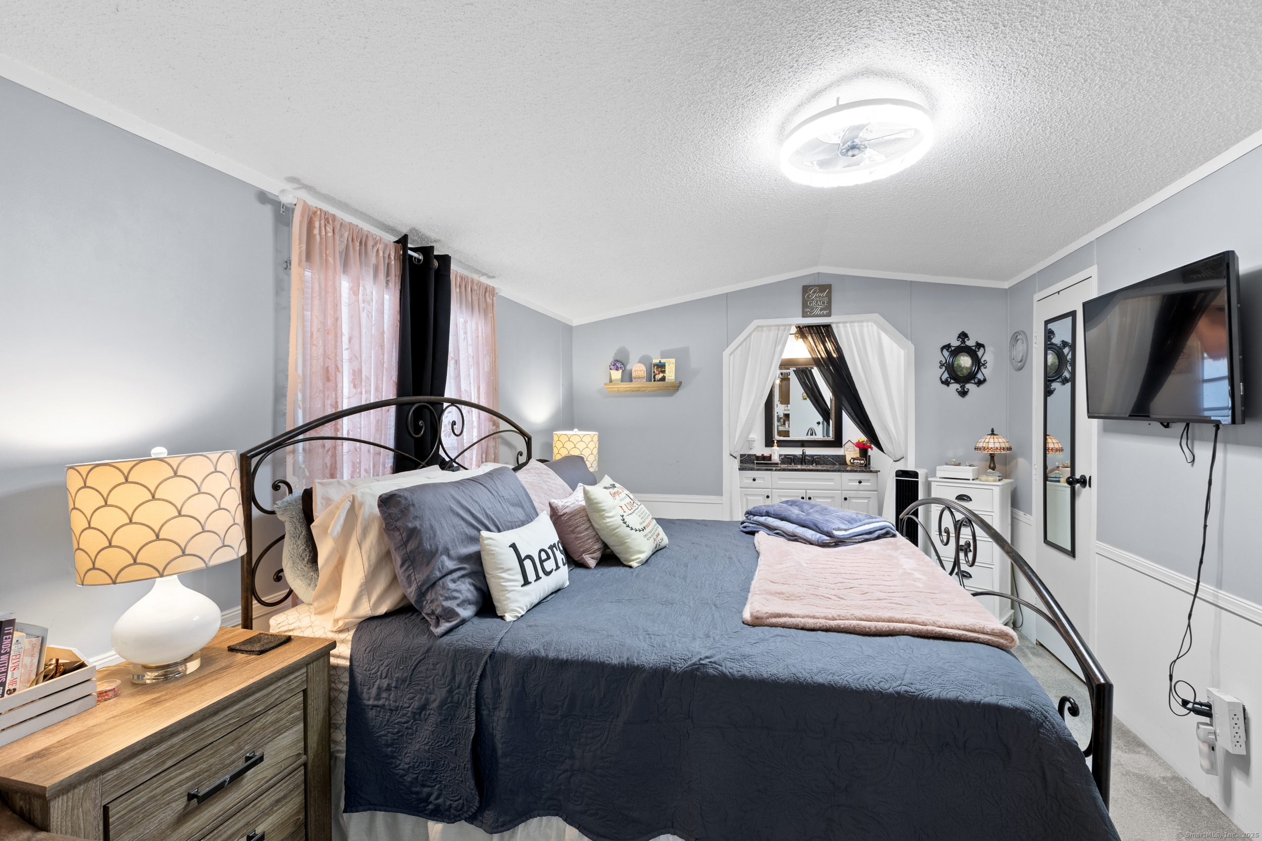 22 White Birch, Danbury, Connecticut 06811
