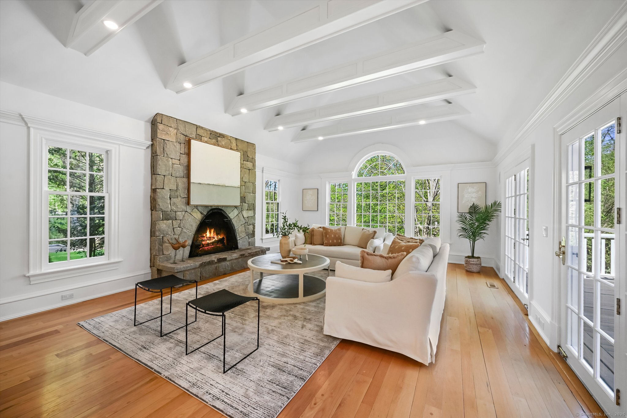 1187 Smith Ridge, New Canaan, Connecticut 06840