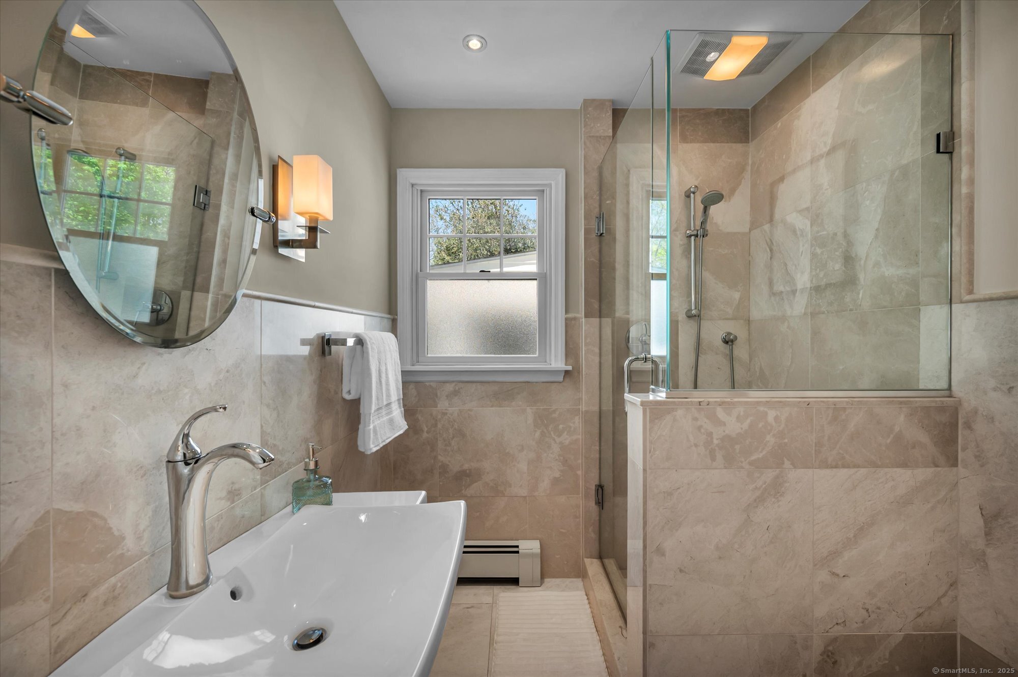 27 Bettswood, Norwalk, Connecticut 06851