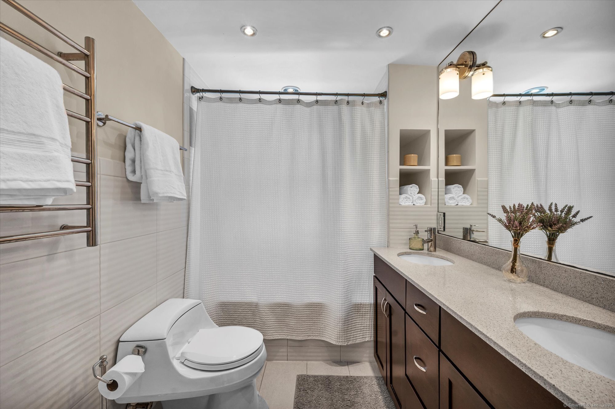 27 Bettswood, Norwalk, Connecticut 06851