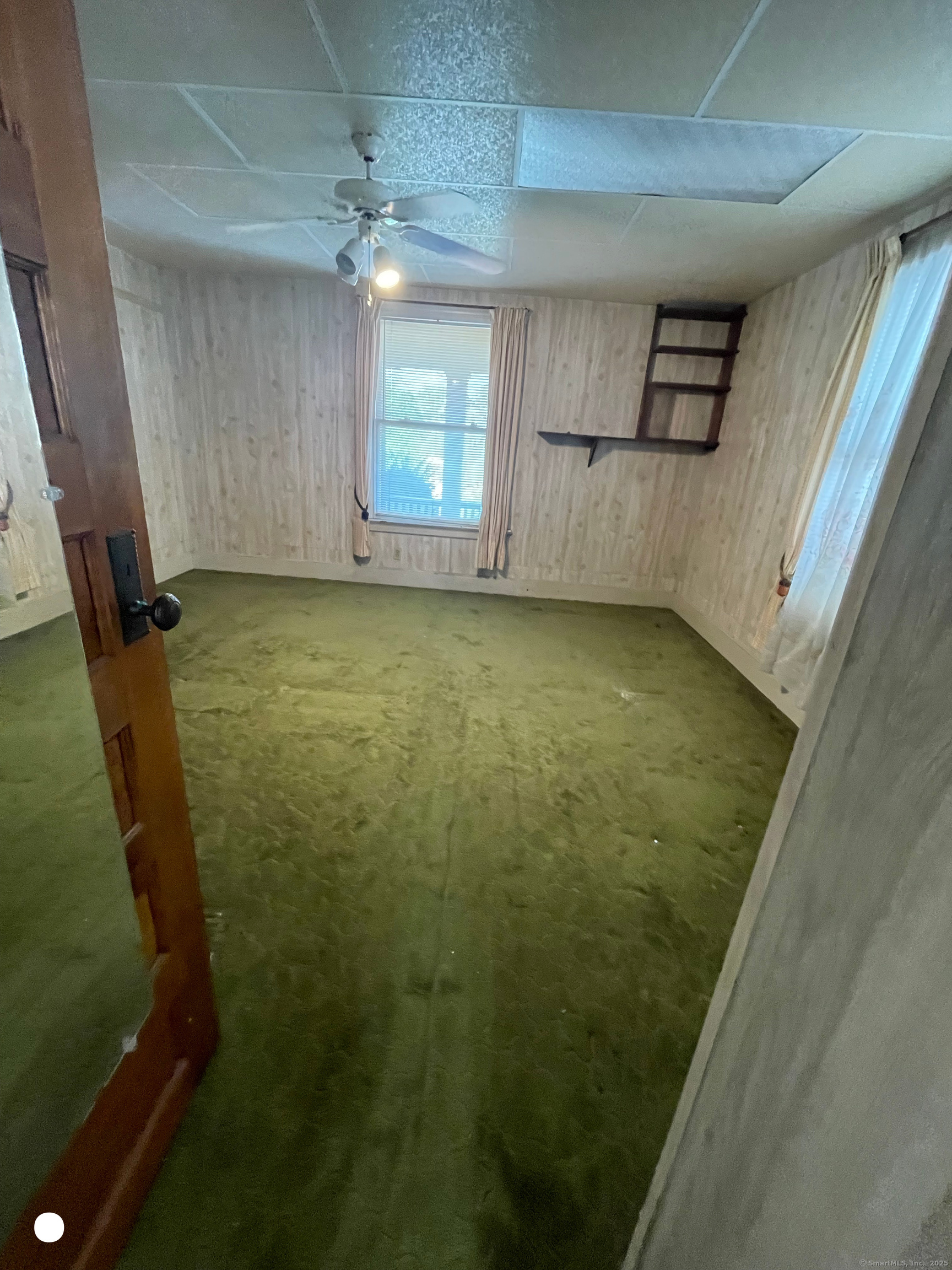 408 Blohm, West Haven, Connecticut 06516