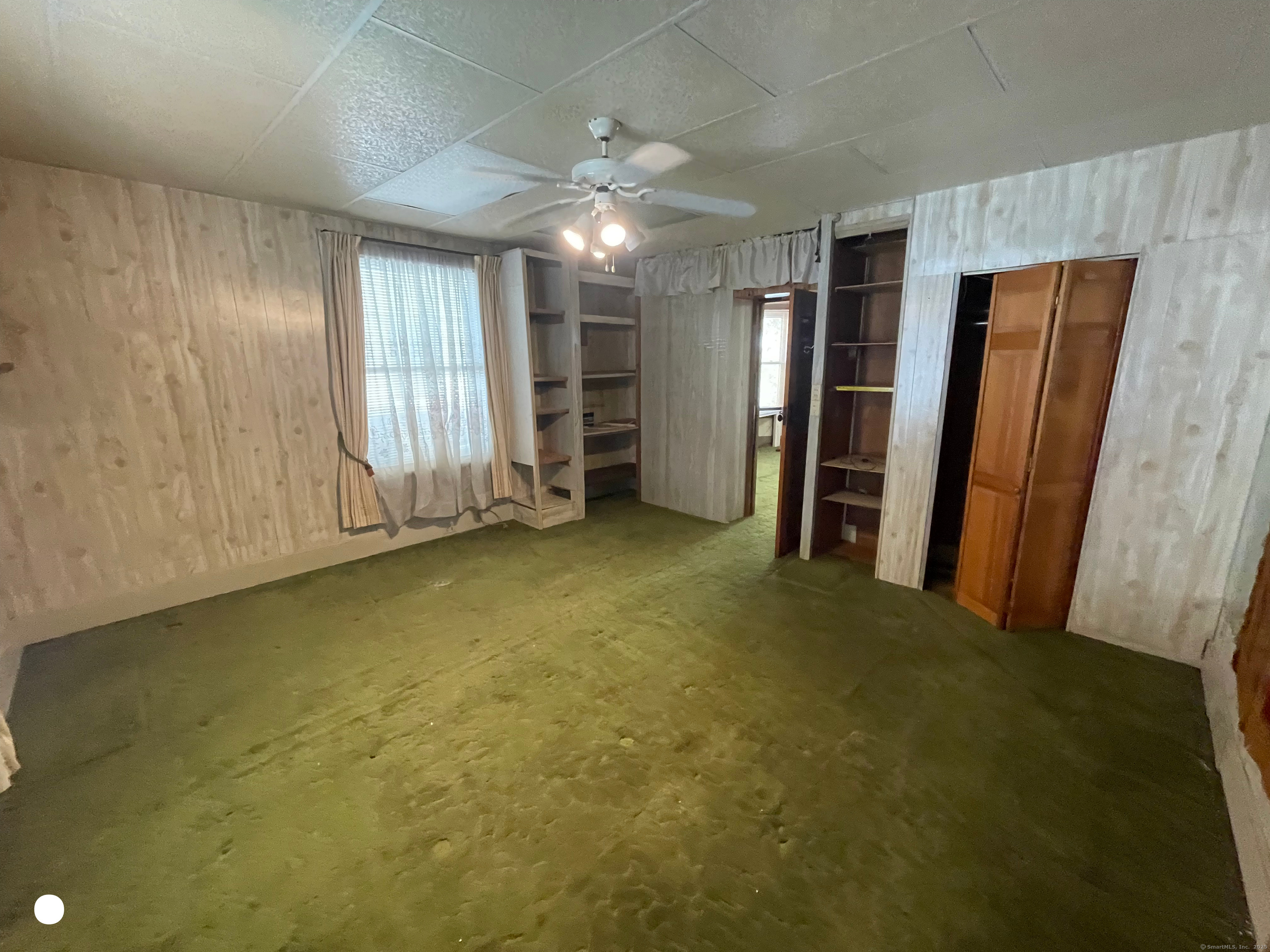 408 Blohm, West Haven, Connecticut 06516
