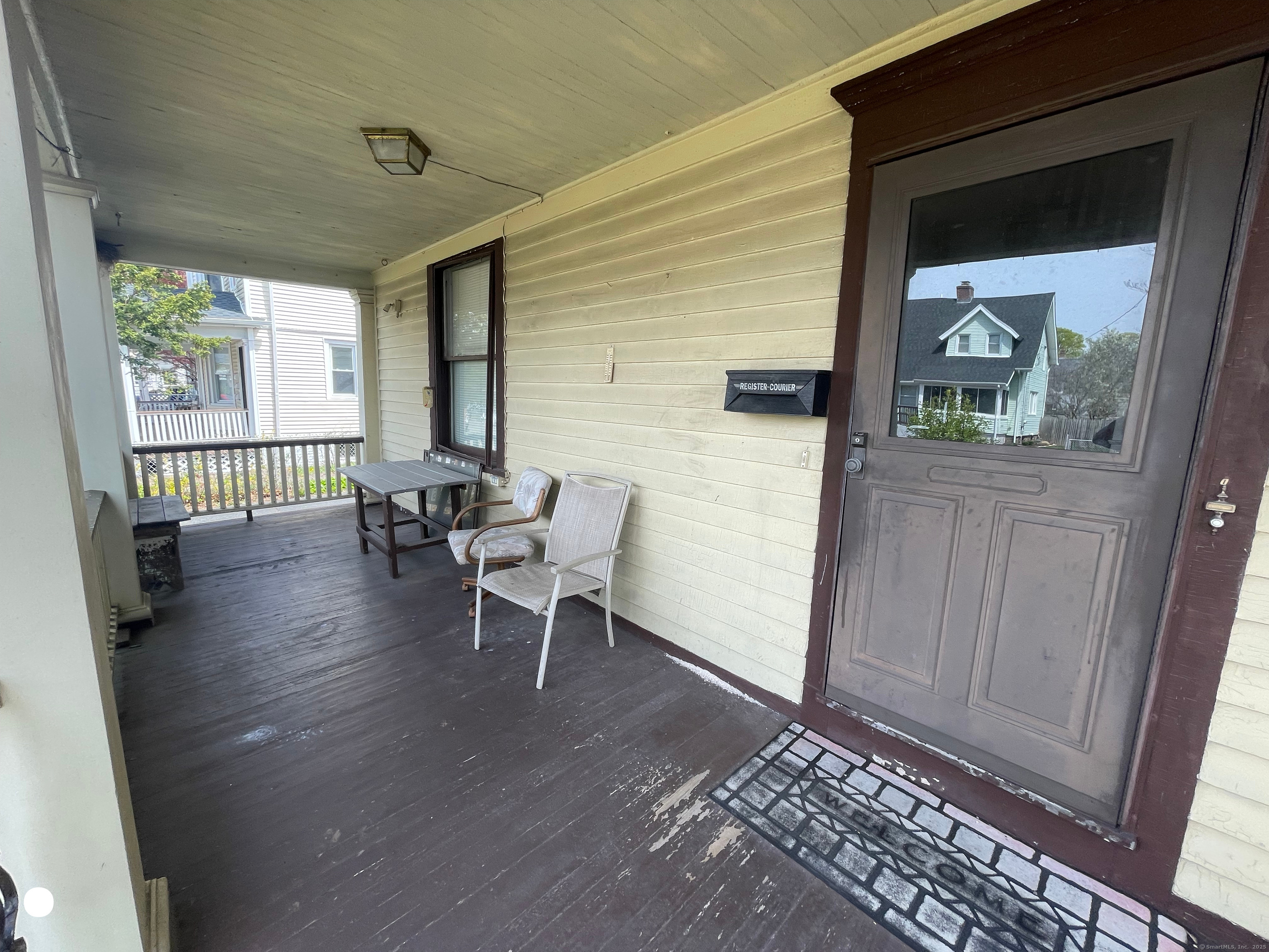 408 Blohm, West Haven, Connecticut 06516