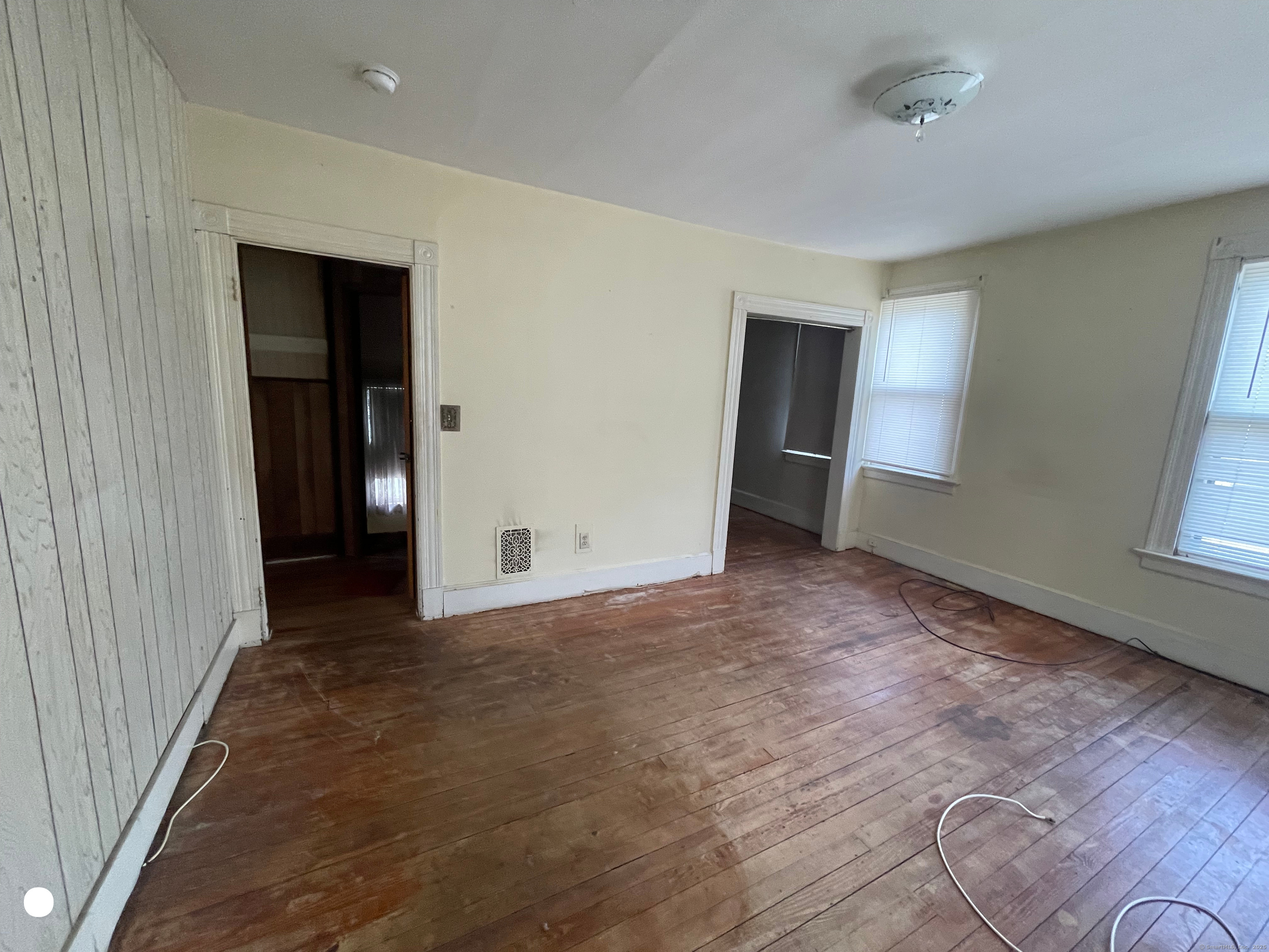 408 Blohm, West Haven, Connecticut 06516