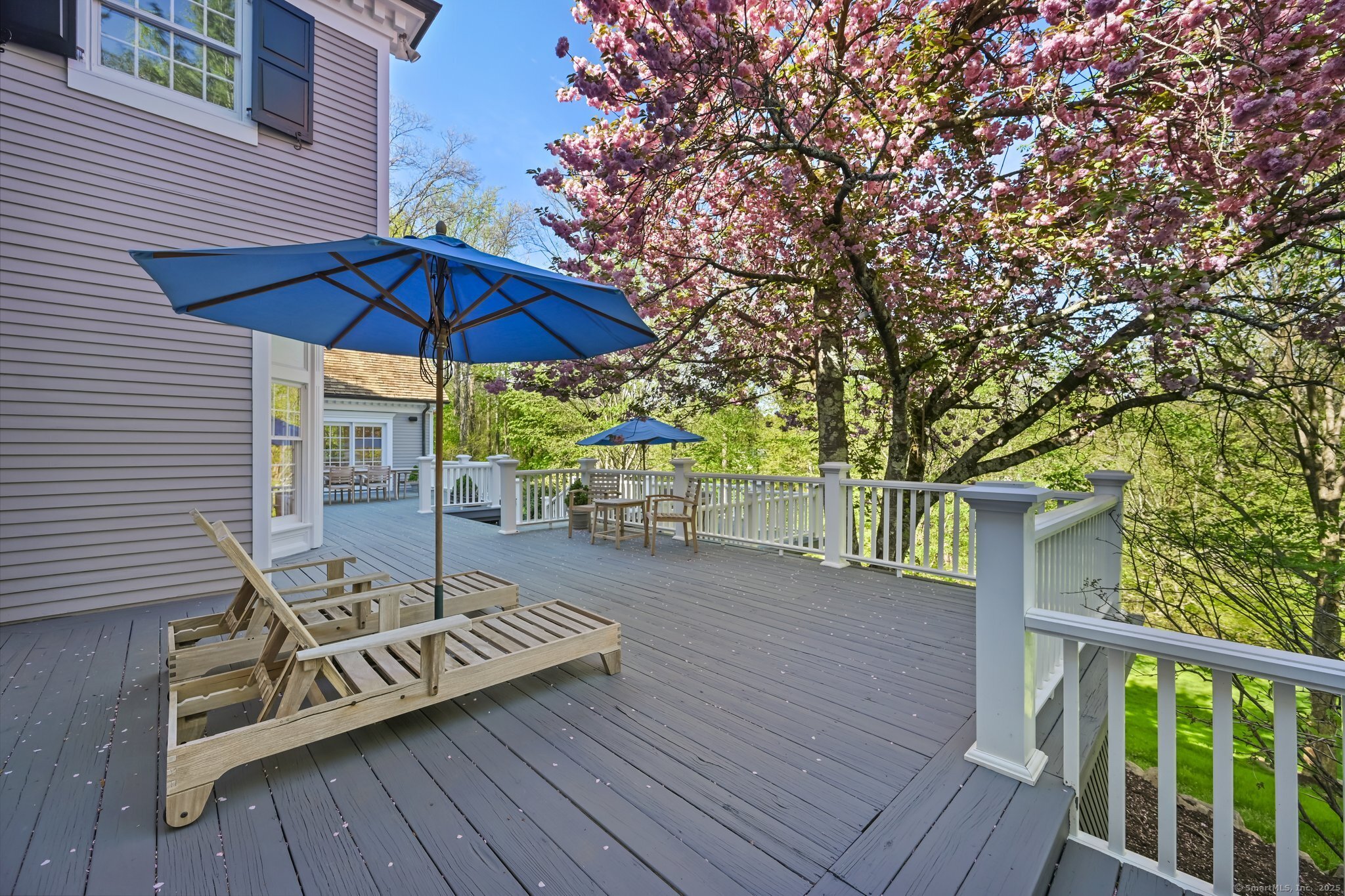1187 Smith Ridge, New Canaan, Connecticut 06840