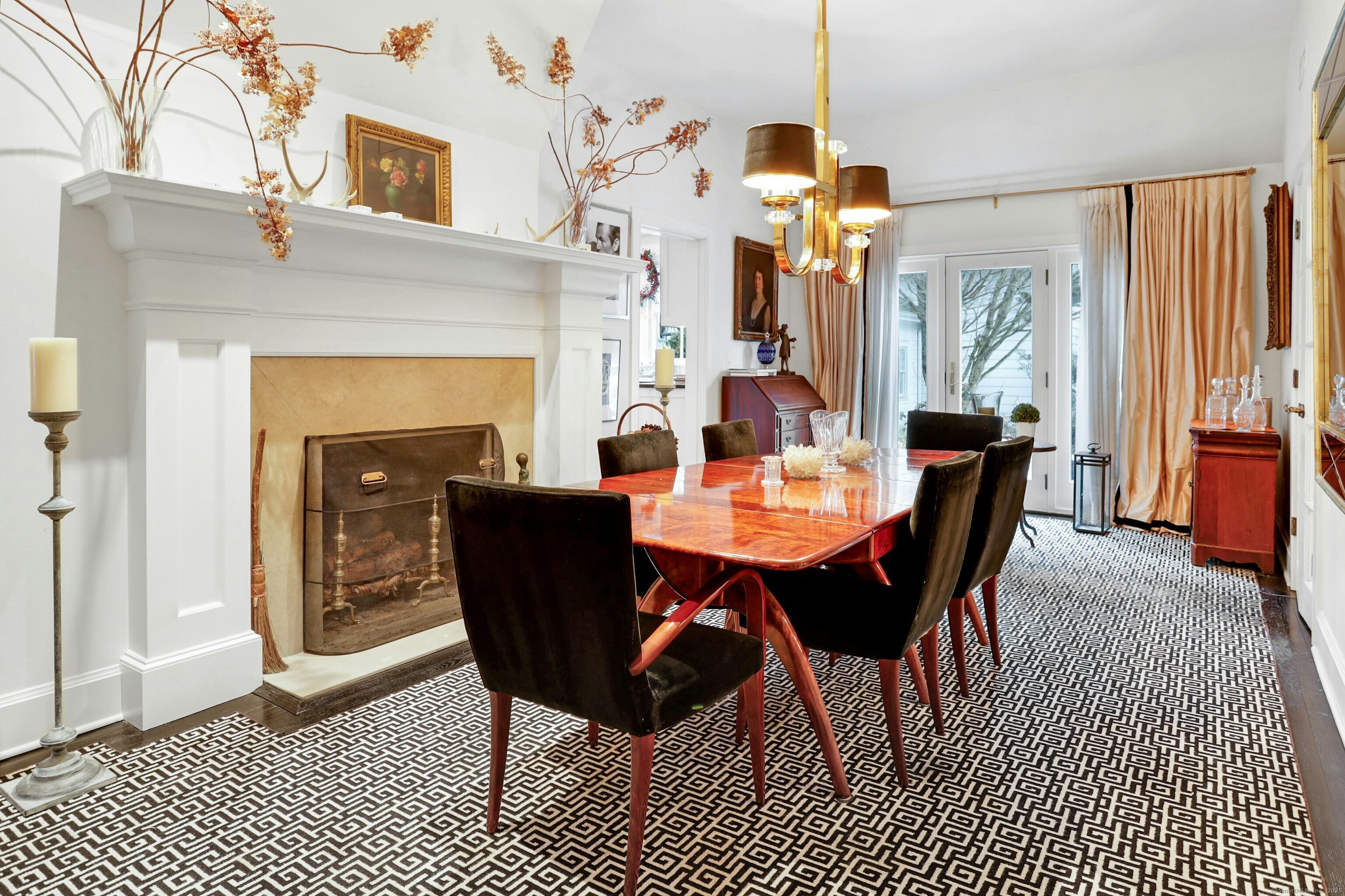 721 Ridgefield, Wilton, Connecticut 06897