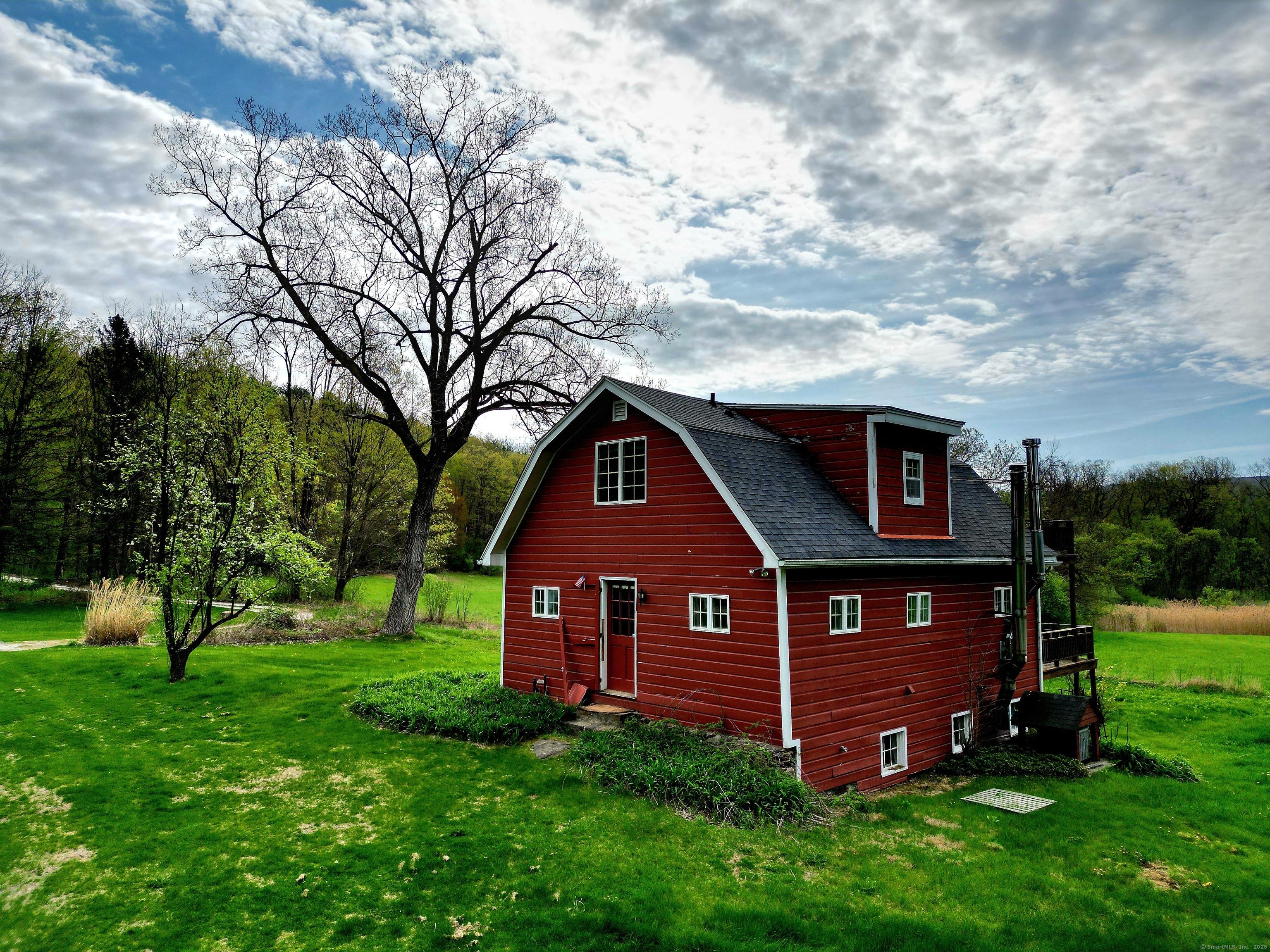 68 Main, North Canaan, Connecticut 06018