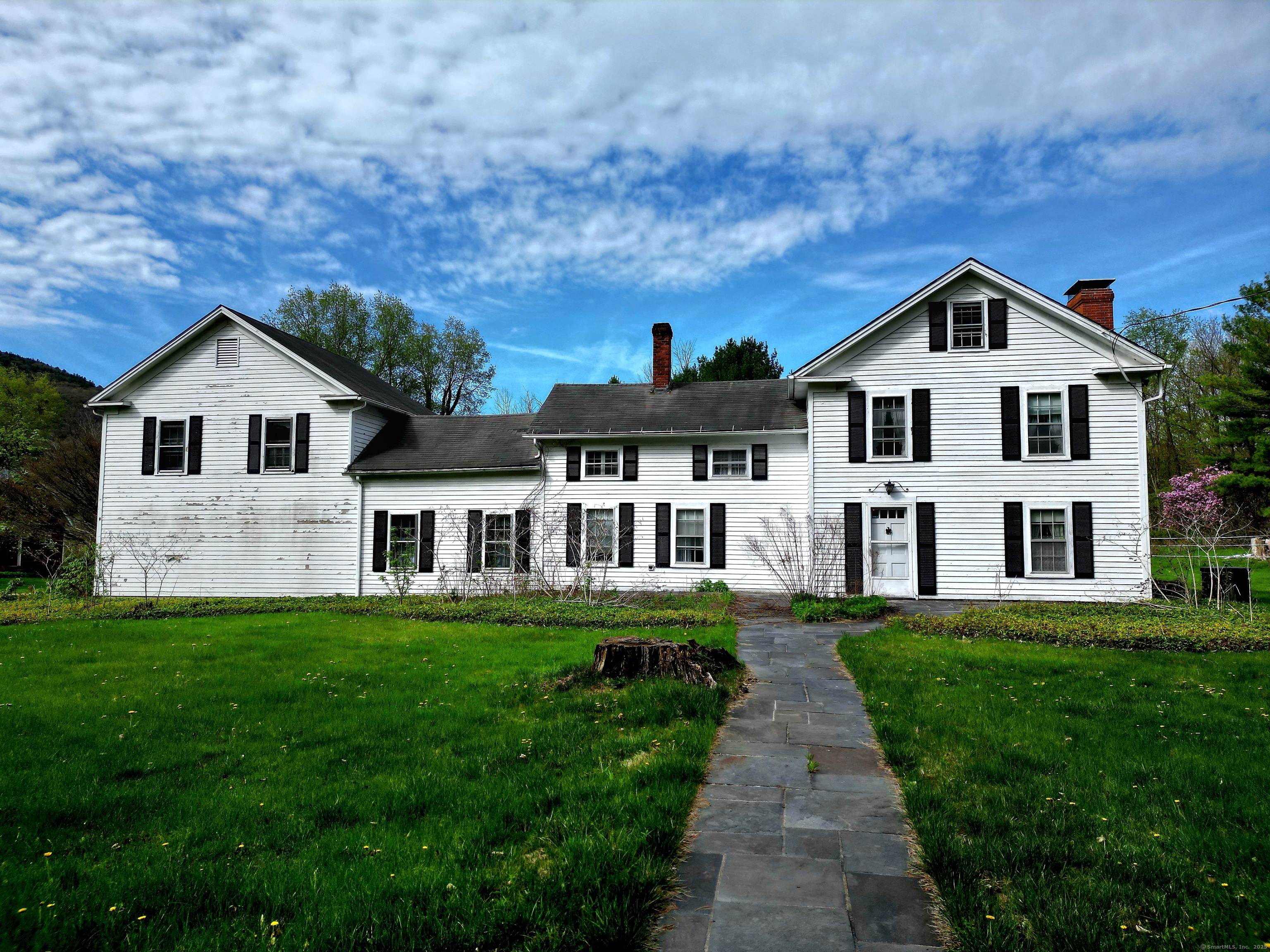 68 Main, North Canaan, Connecticut 06018