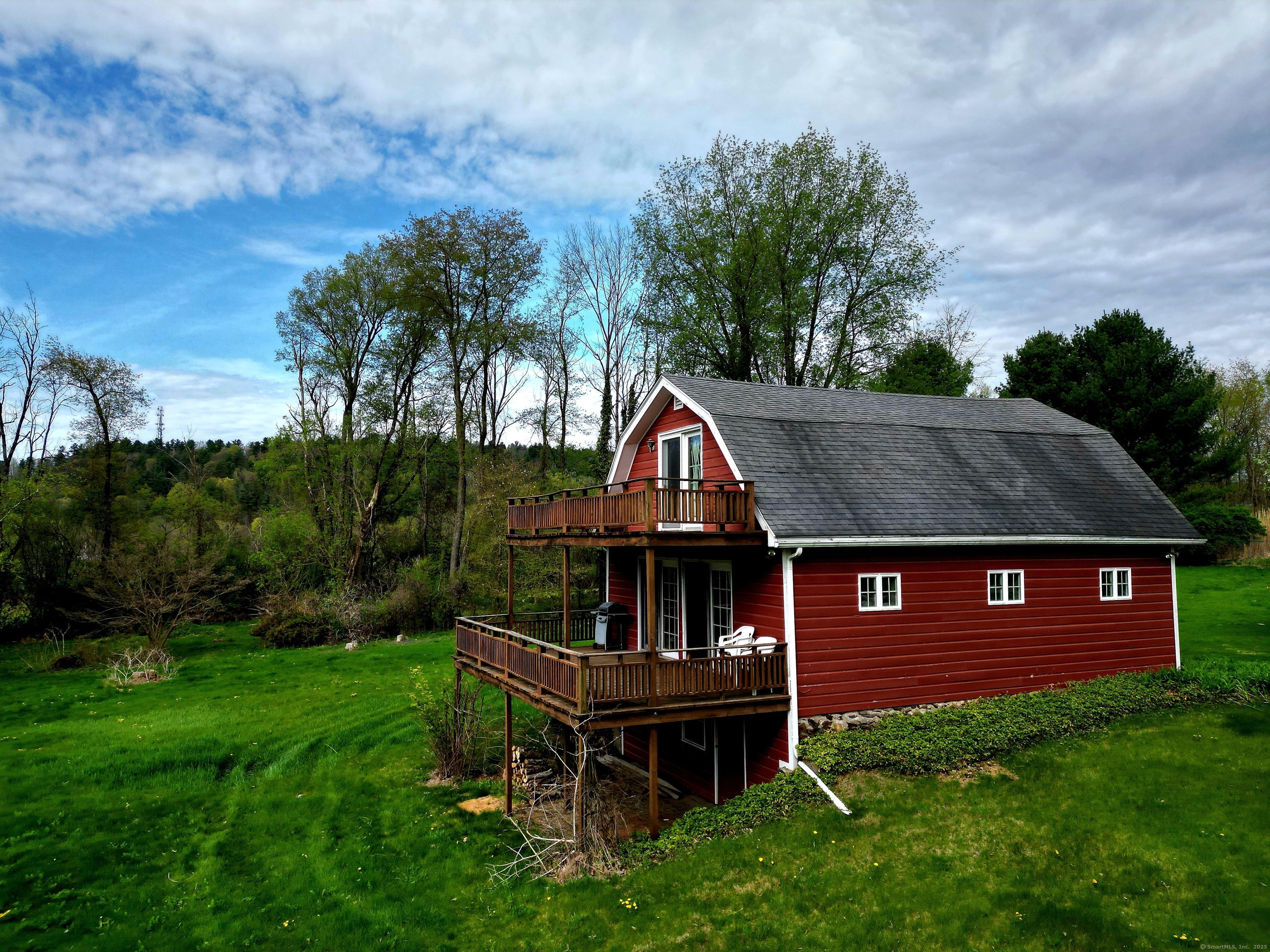 68 Main, North Canaan, Connecticut 06018