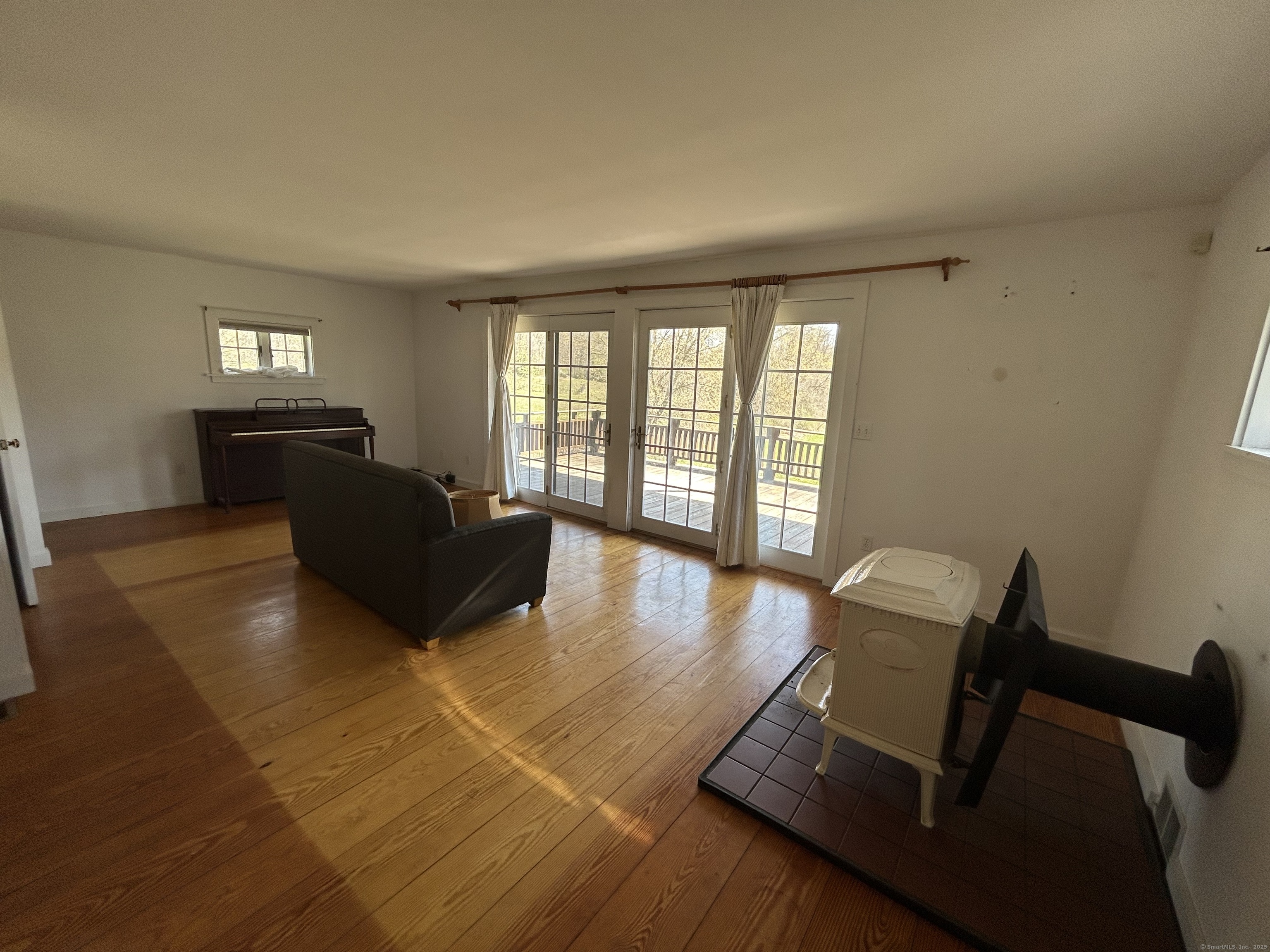 68 Main, North Canaan, Connecticut 06018
