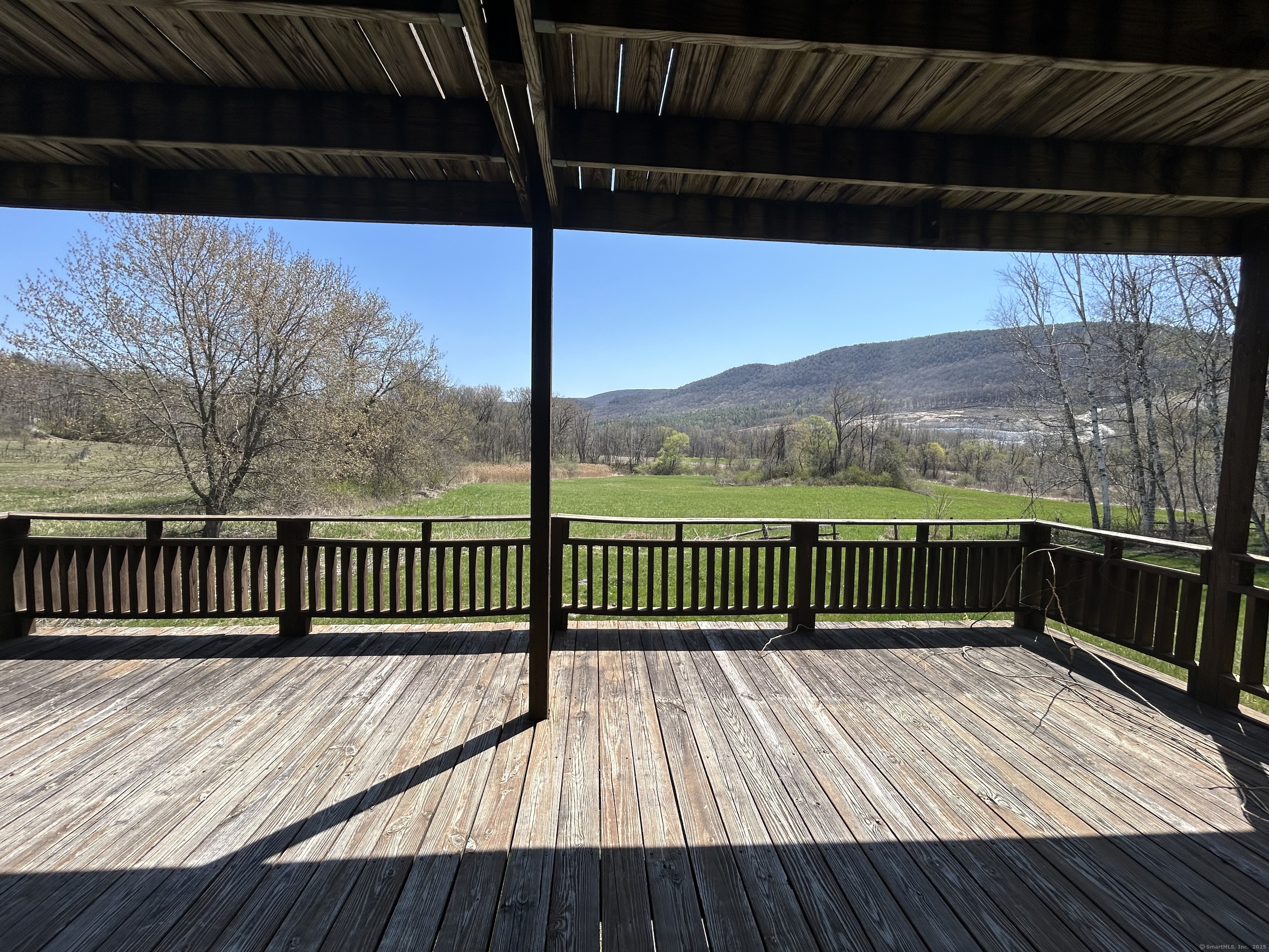 68 Main, North Canaan, Connecticut 06018