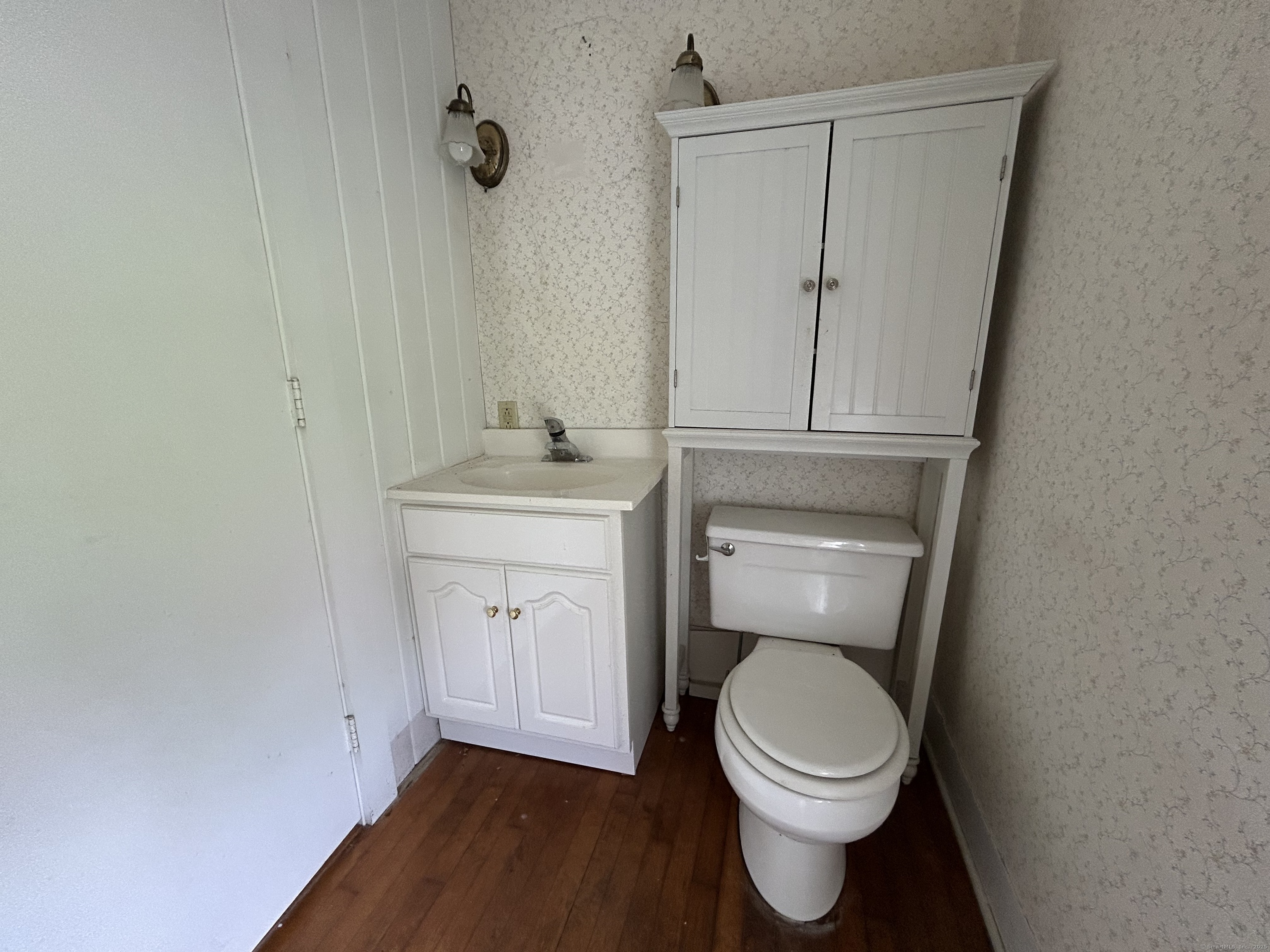 68 Main, North Canaan, Connecticut 06018