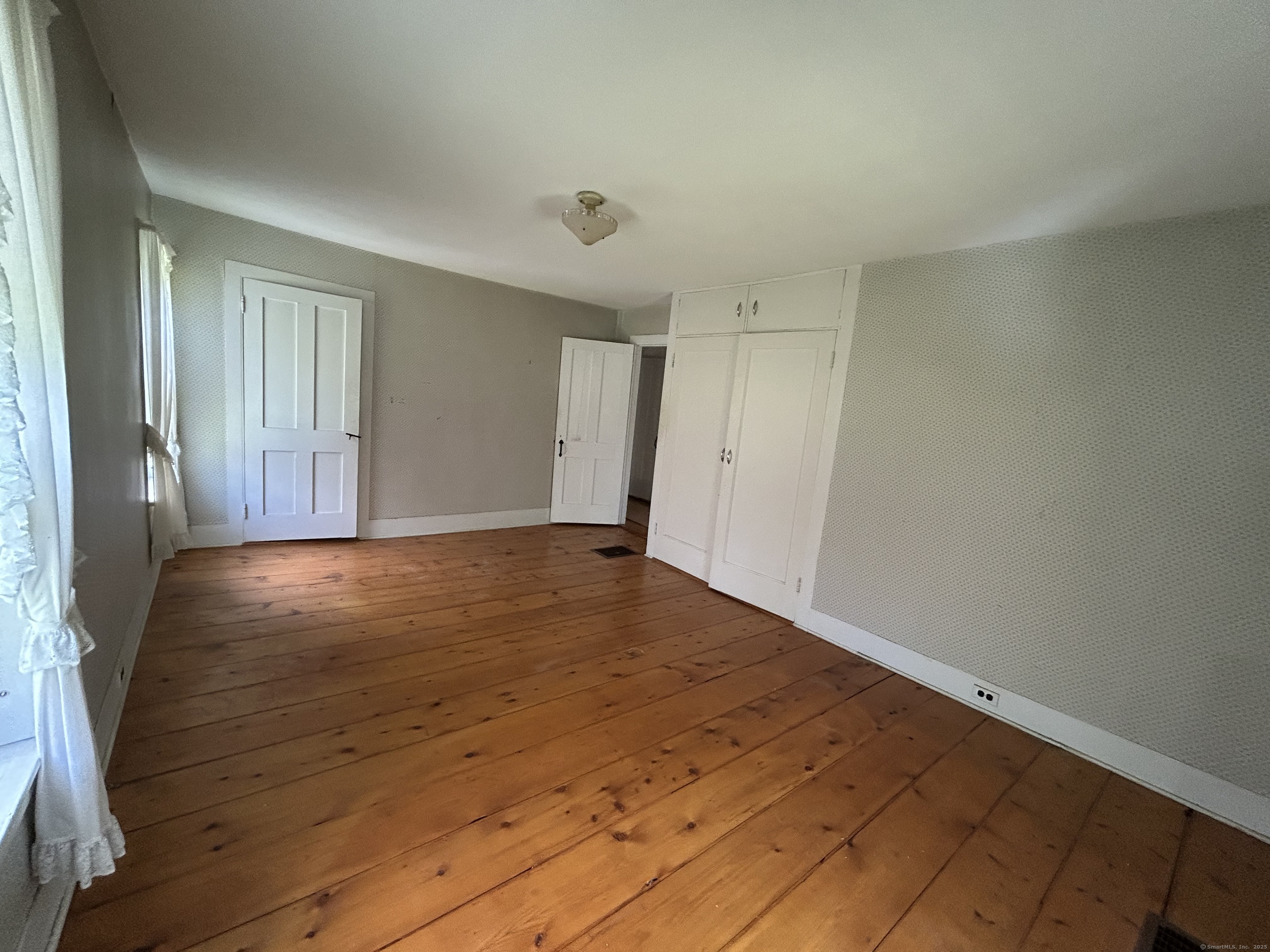 68 Main, North Canaan, Connecticut 06018