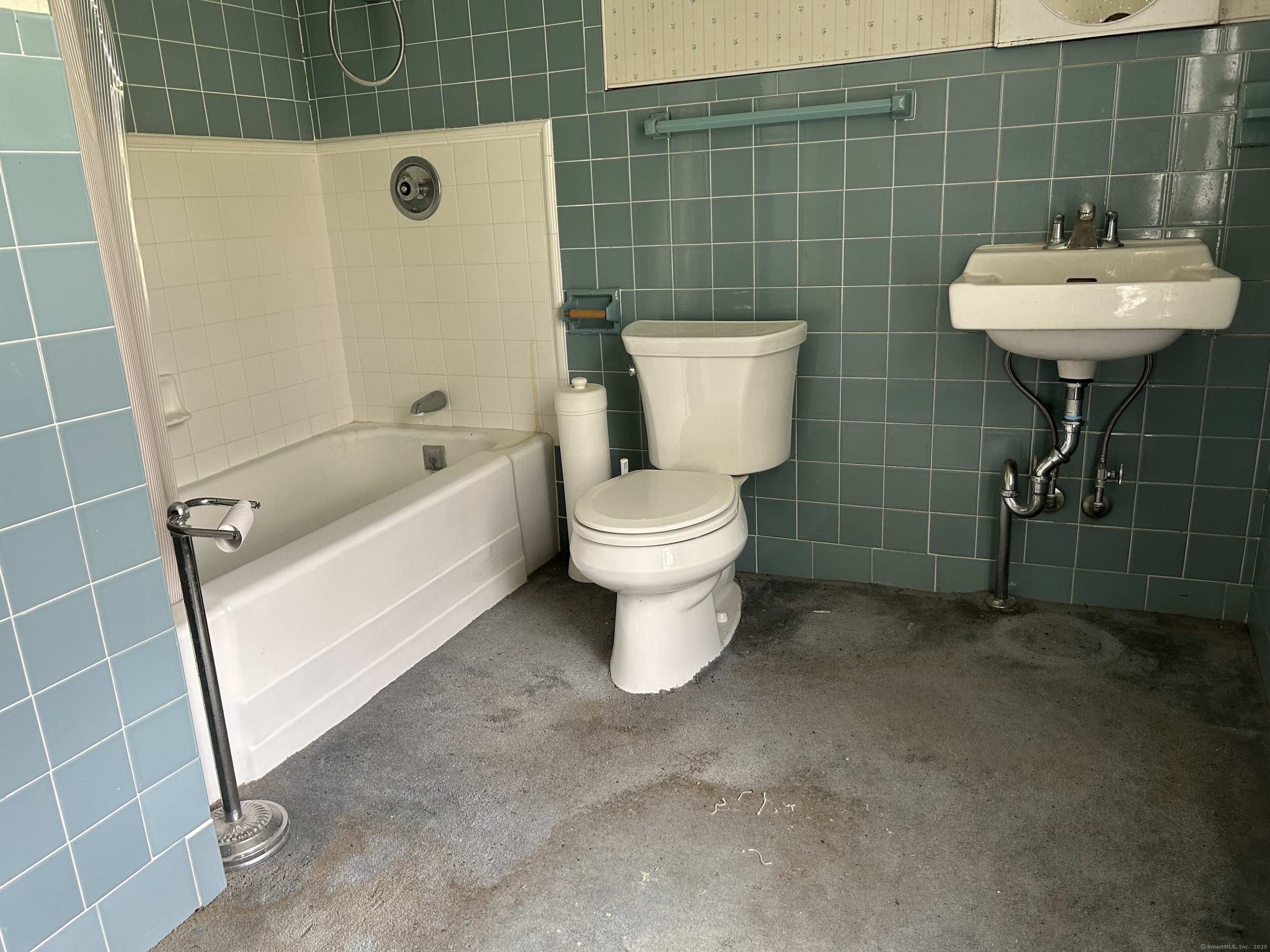 68 Main, North Canaan, Connecticut 06018