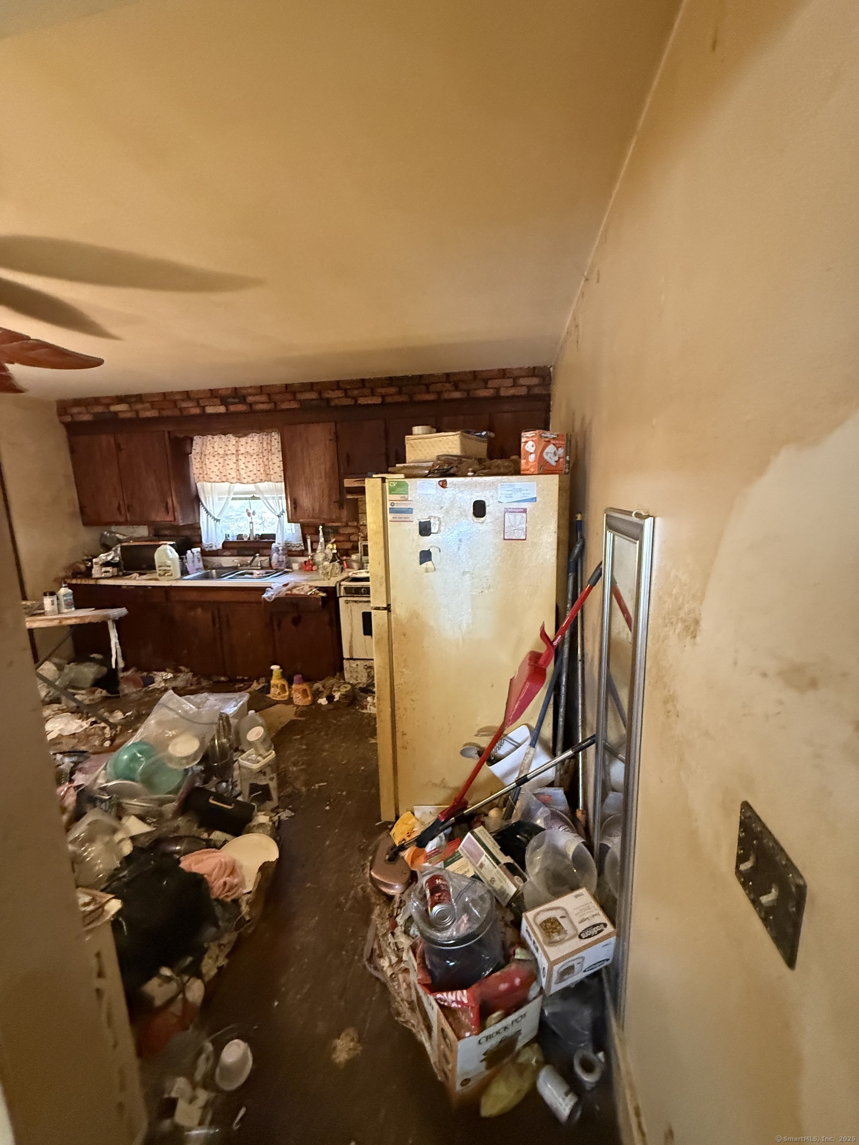 50 Laurel, Derby, Connecticut 06418