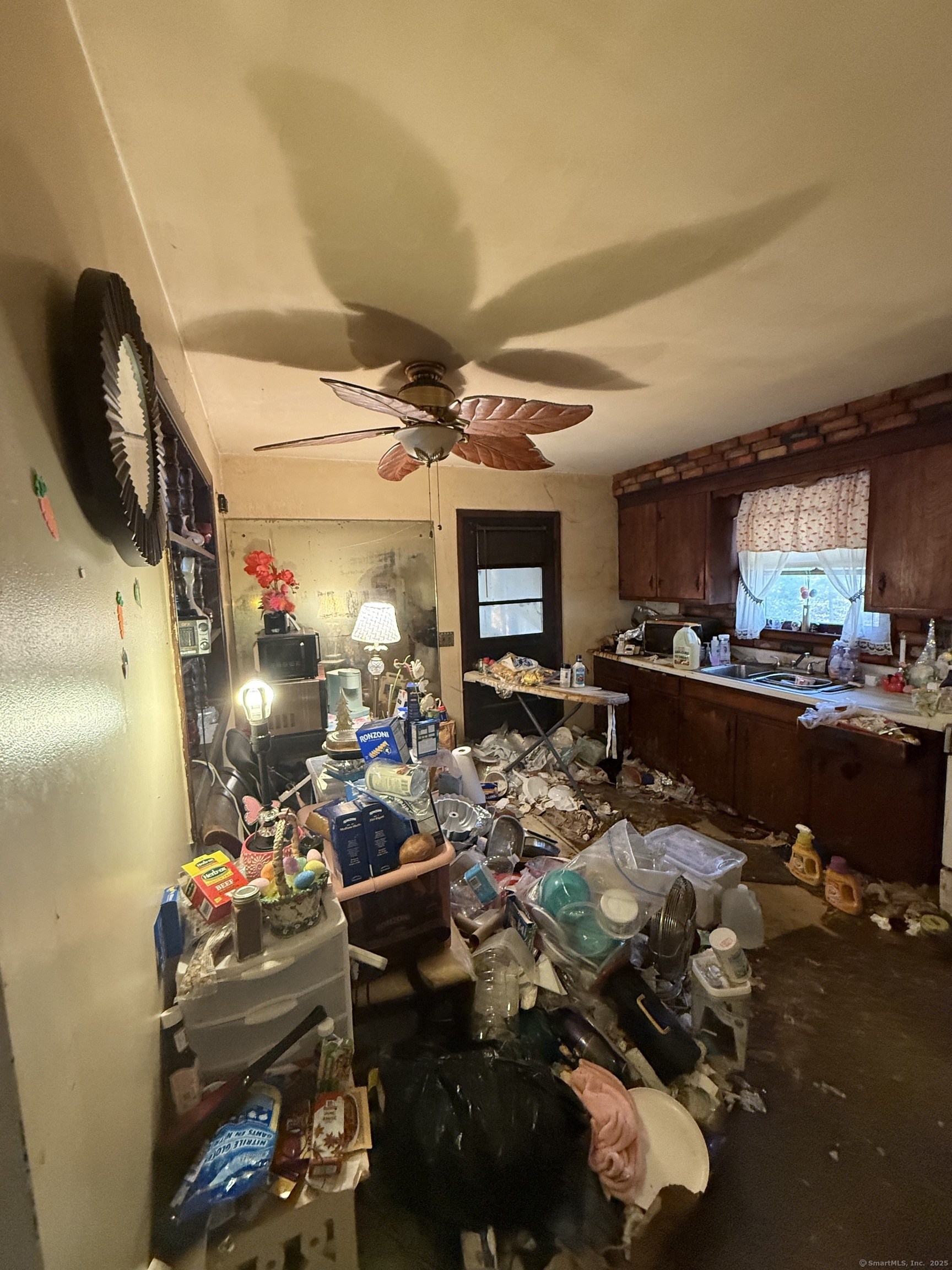 50 Laurel, Derby, Connecticut 06418