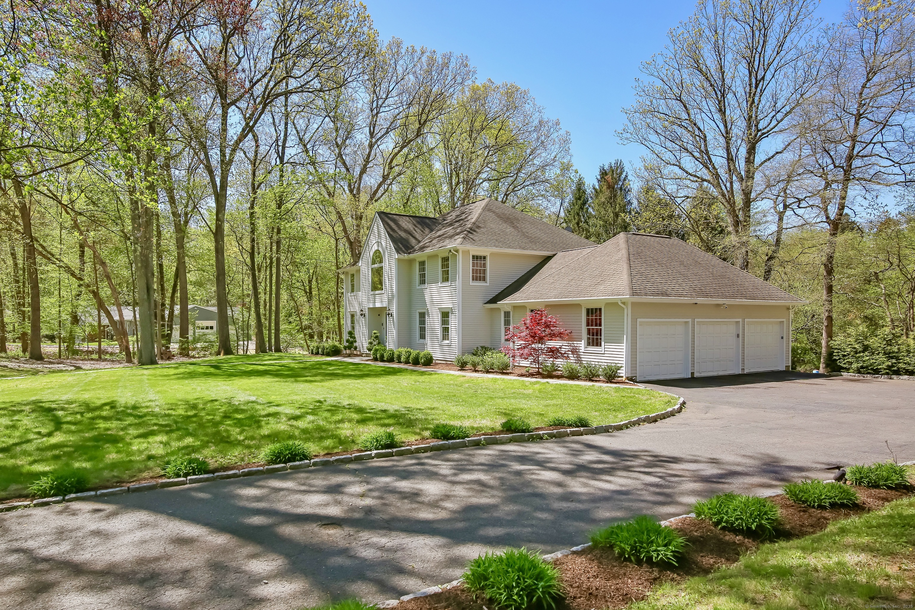168 Cedarwood, Stamford, Connecticut 06903