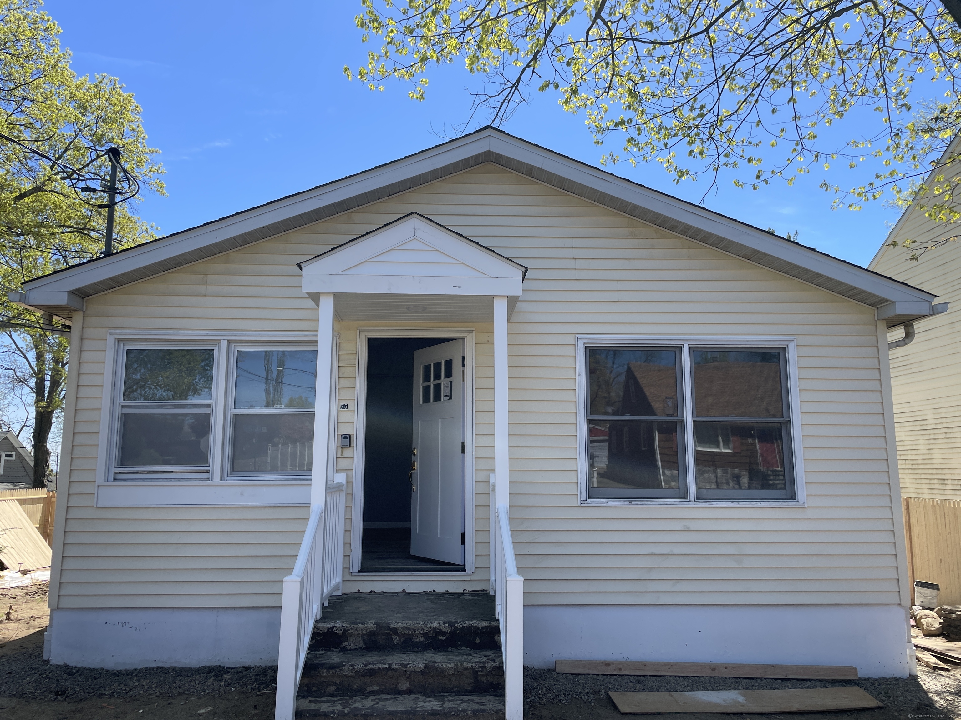 75 Edwards, Bridgeport, Connecticut 06606