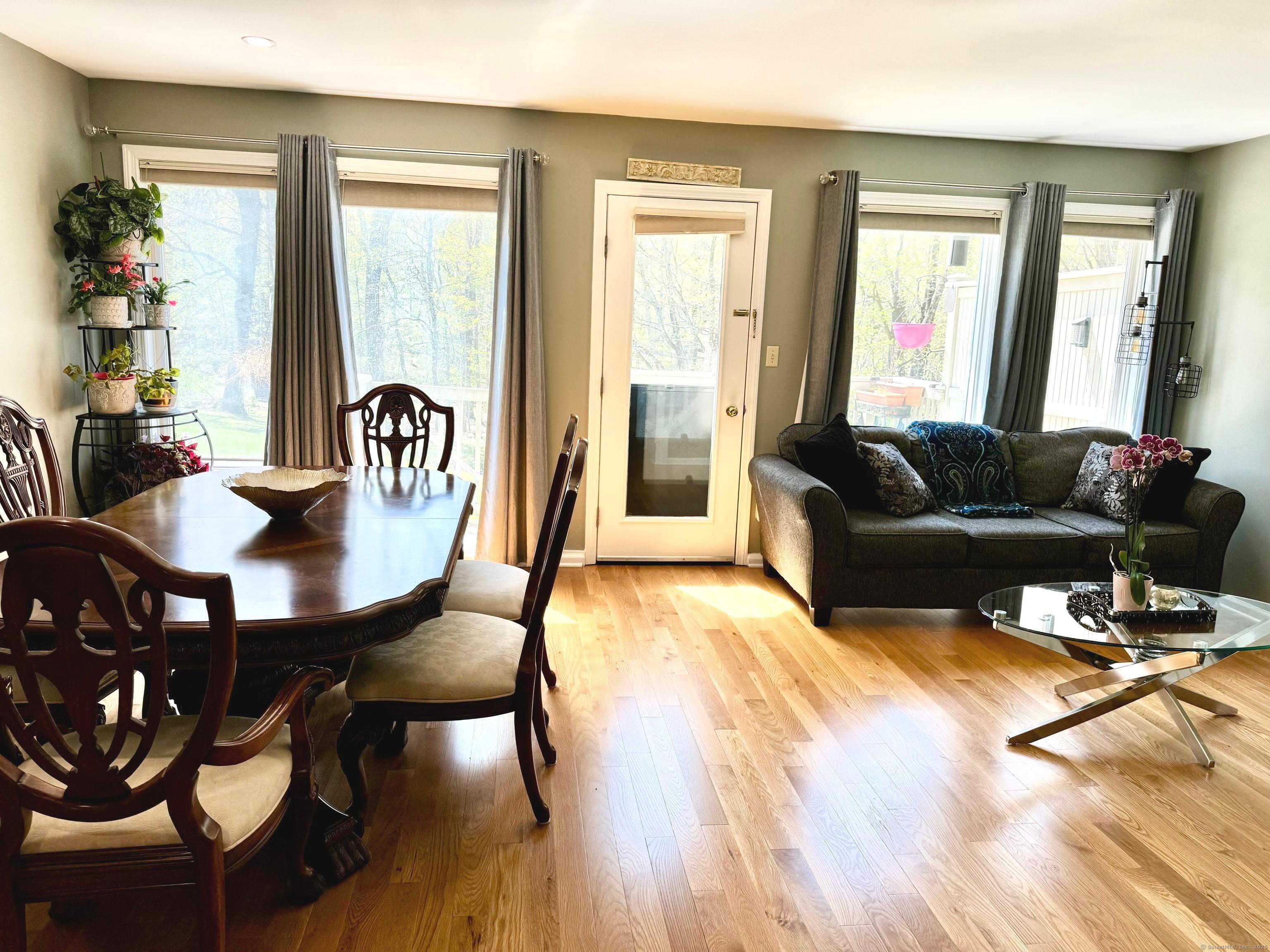 26 Far View, Southbury, Connecticut 06488