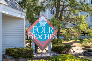 Homes for sale in East Haven, CT | 2 Mansfield Grove Rd #APT 362, East Haven, CT 06512 | MLS# 24092522