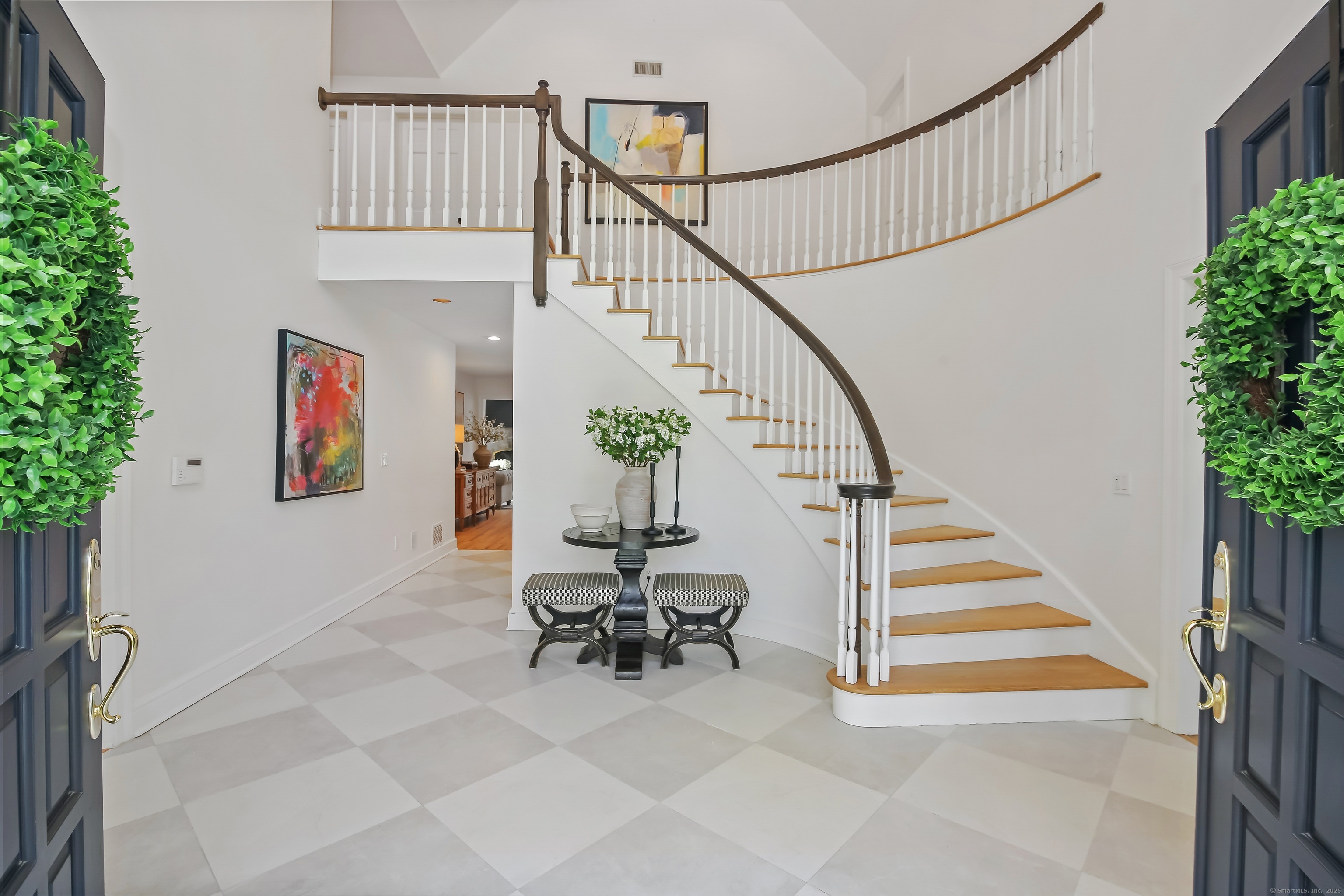 168 Cedarwood, Stamford, Connecticut 06903