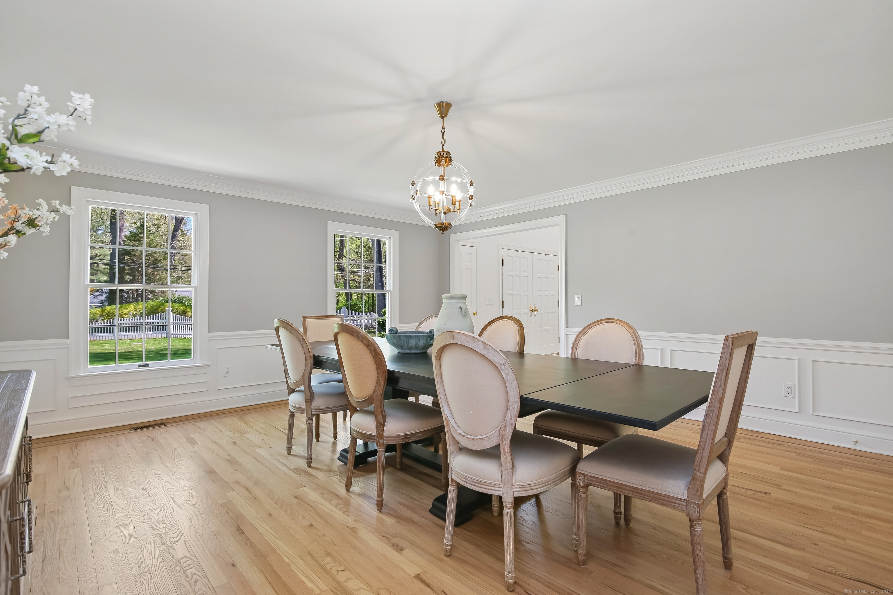 168 Cedarwood, Stamford, Connecticut 06903